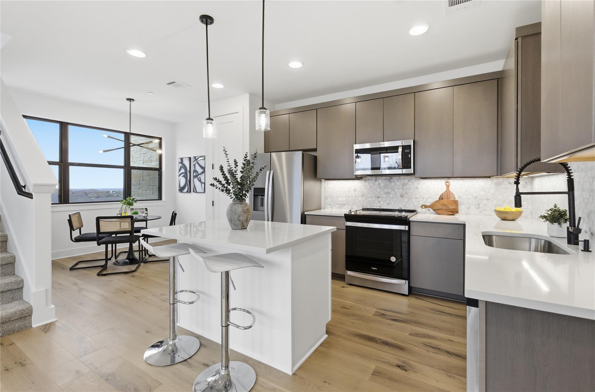 315 Holton Dr # 102, Austin, TX 78737