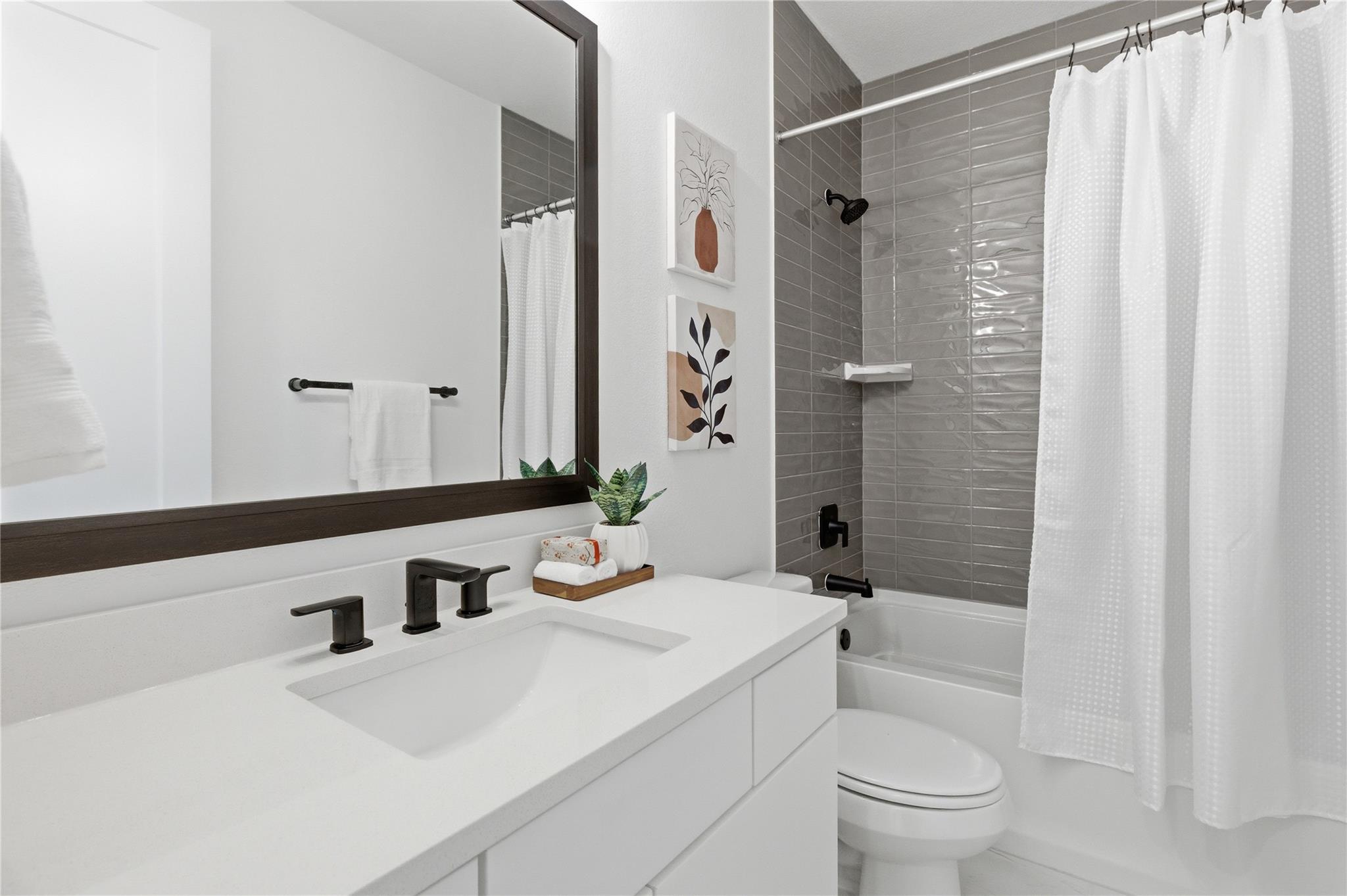 315 Holton Dr # 102, Austin, TX 78737