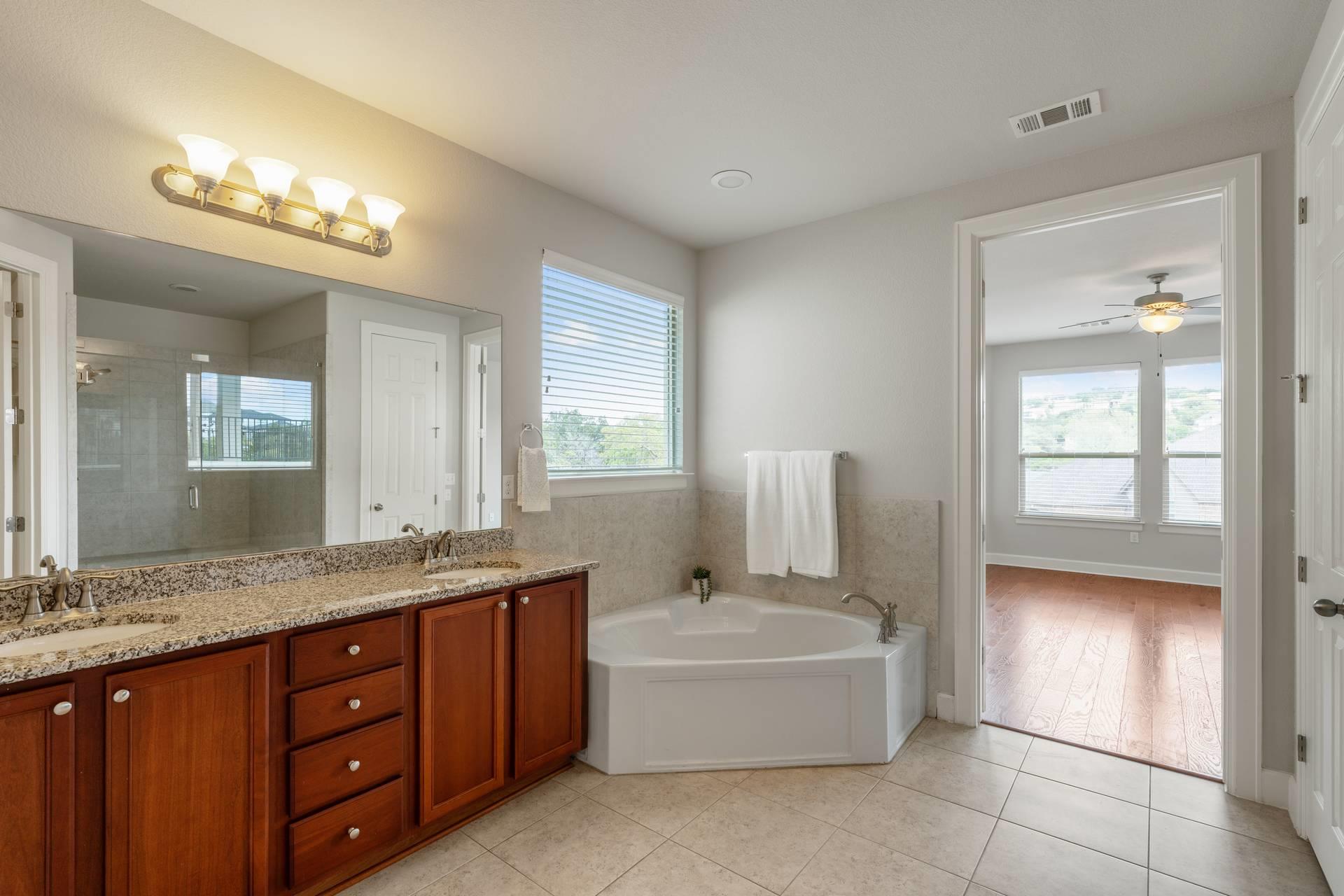 3516 Venezia Vw, Leander, TX 78641