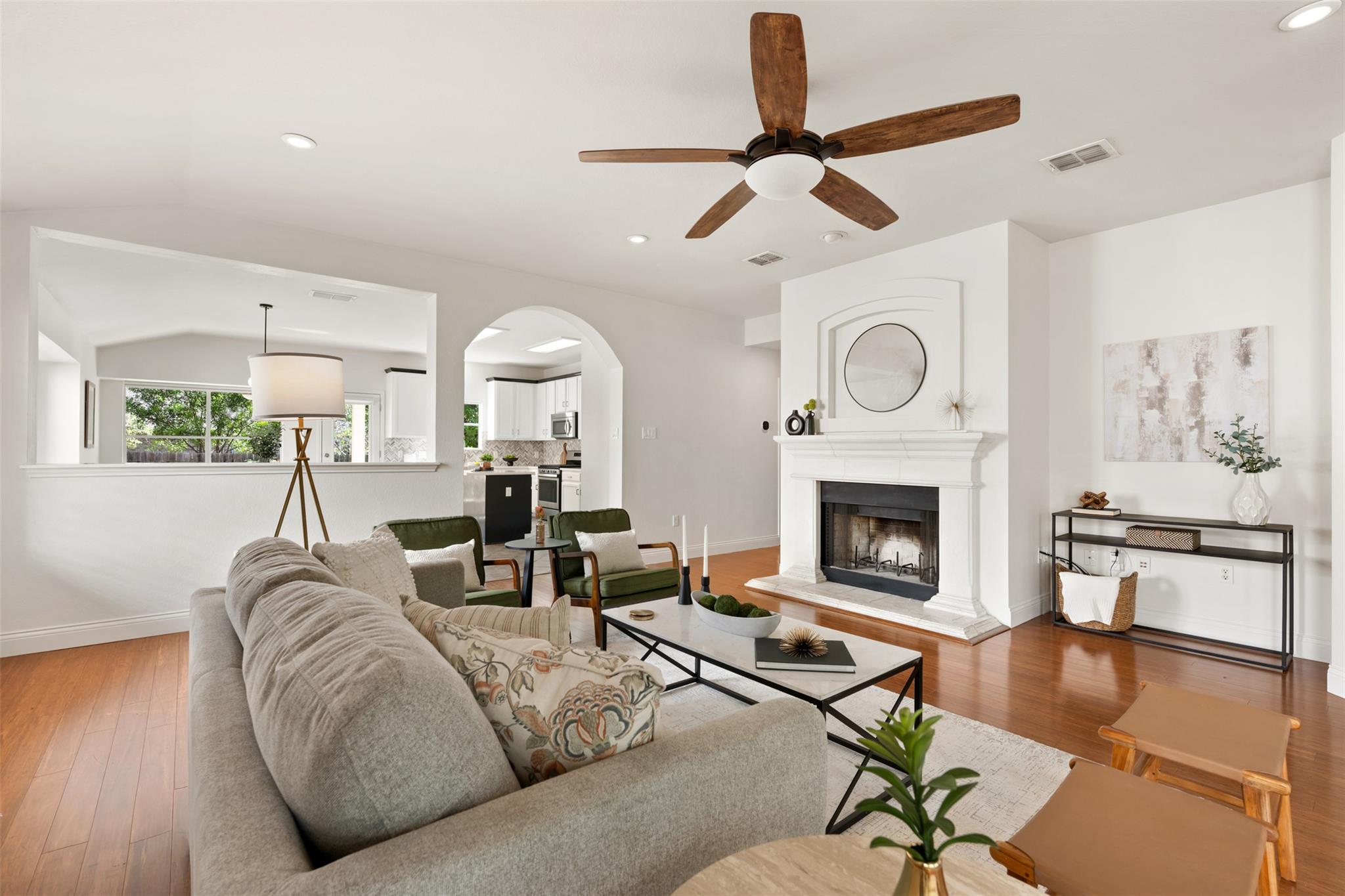 8624 Barrow Glen Loop, Austin, TX 78749