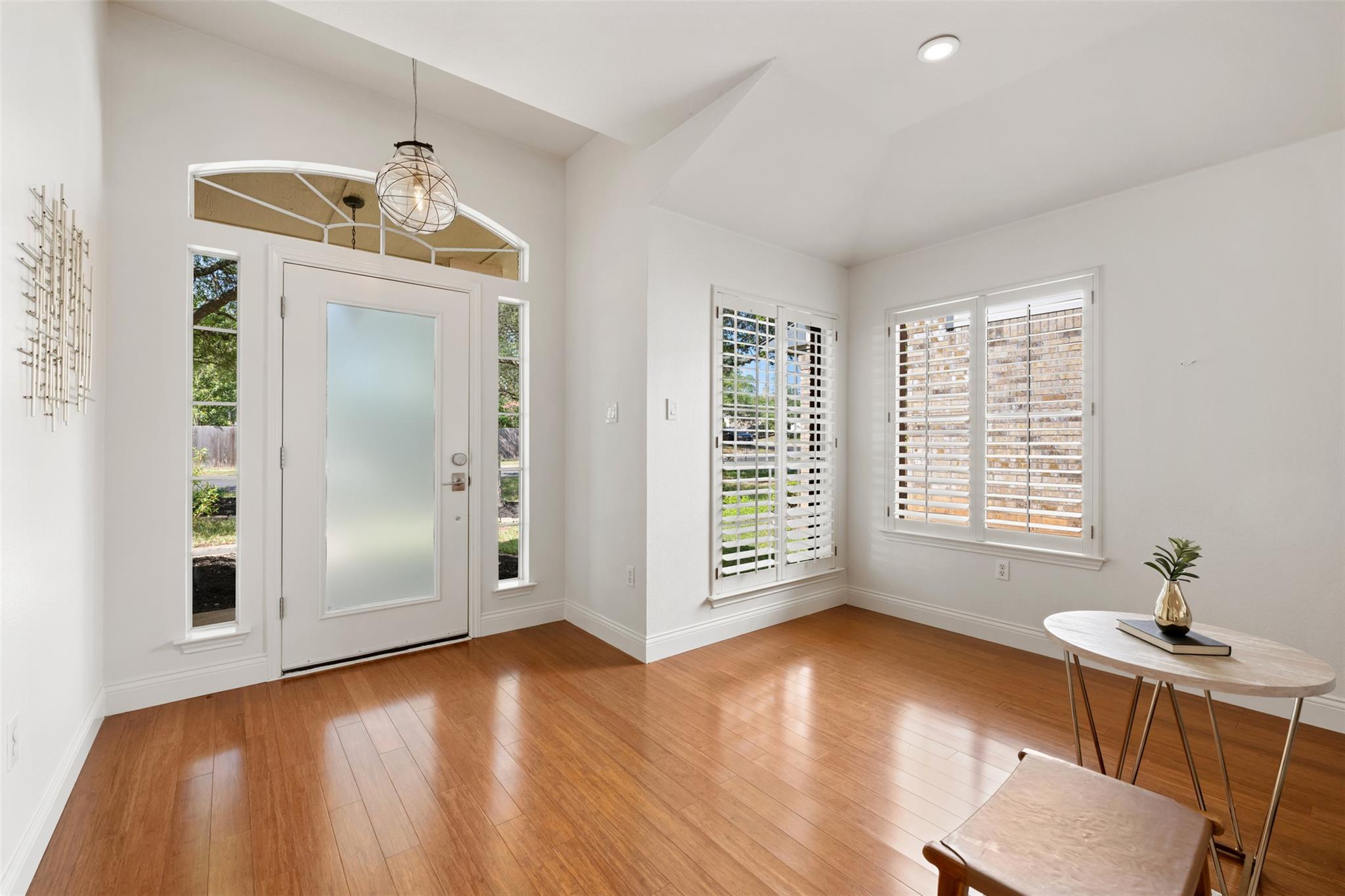 8624 Barrow Glen Loop, Austin, TX 78749