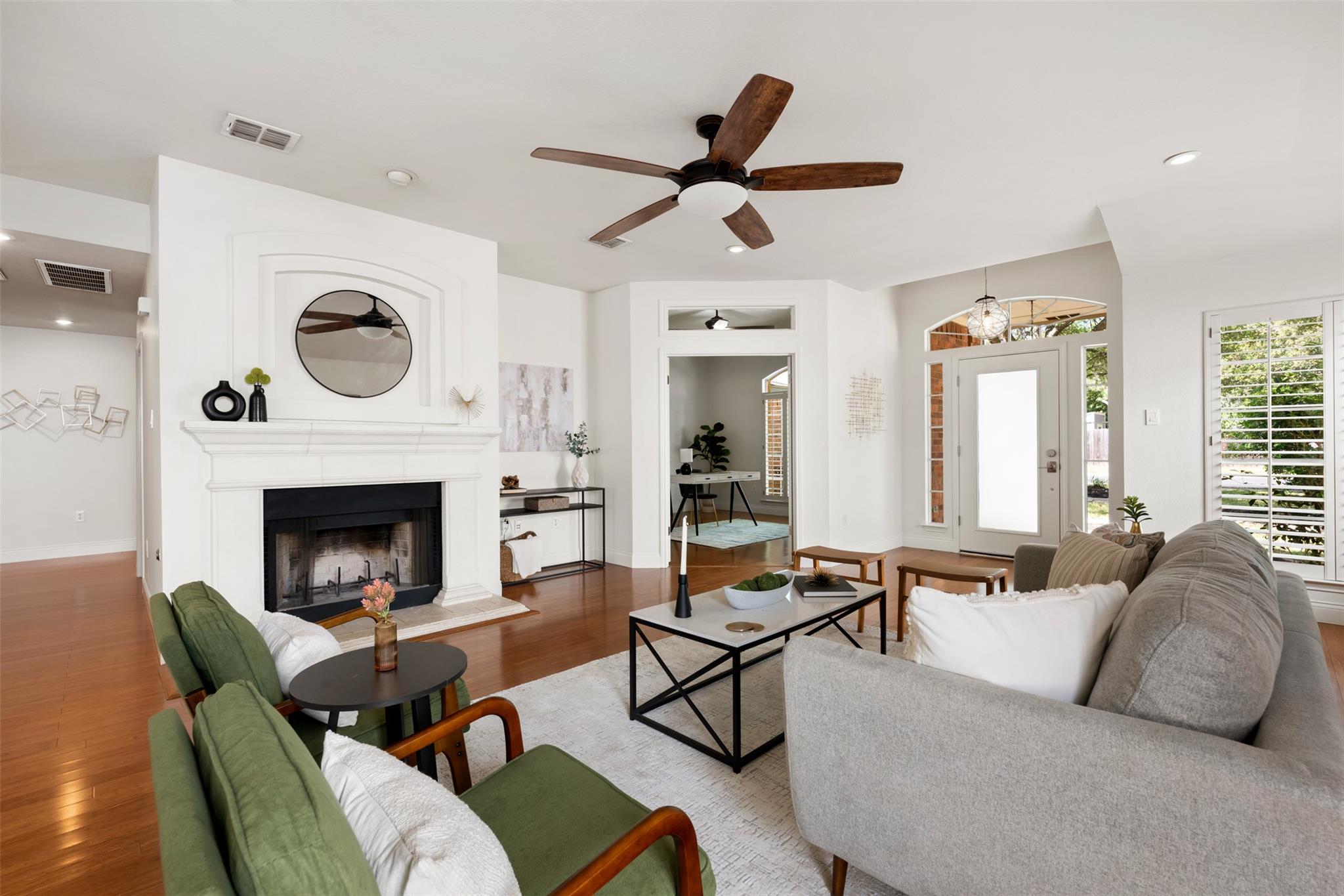 8624 Barrow Glen Loop, Austin, TX 78749