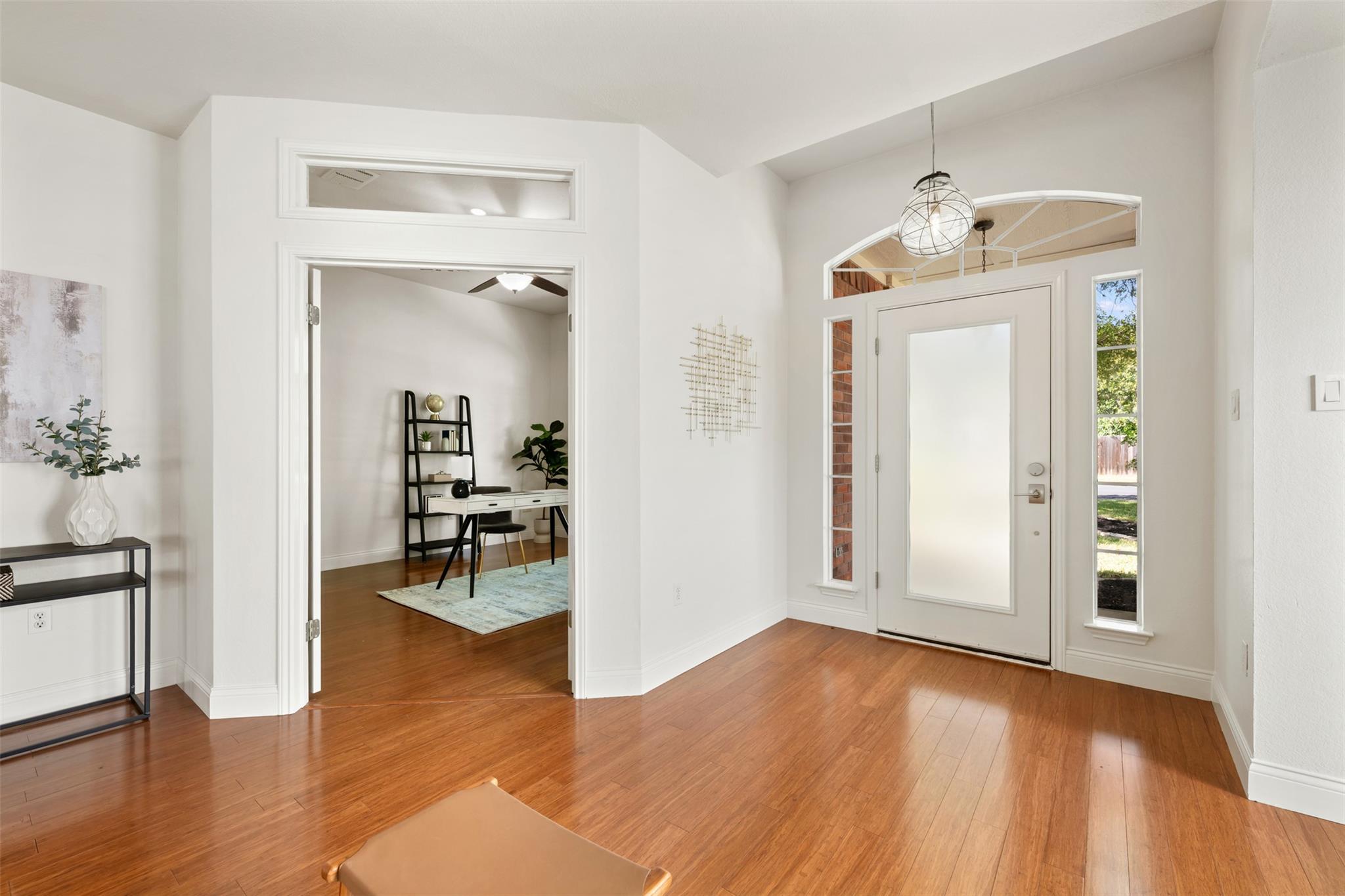 8624 Barrow Glen Loop, Austin, TX 78749