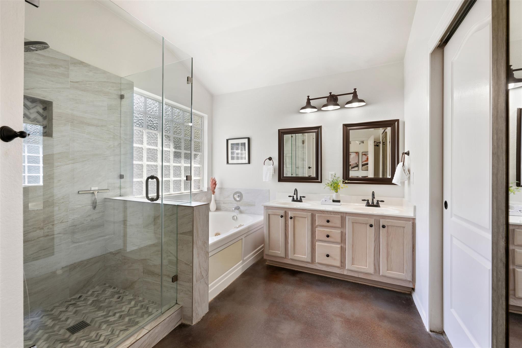 8624 Barrow Glen Loop, Austin, TX 78749