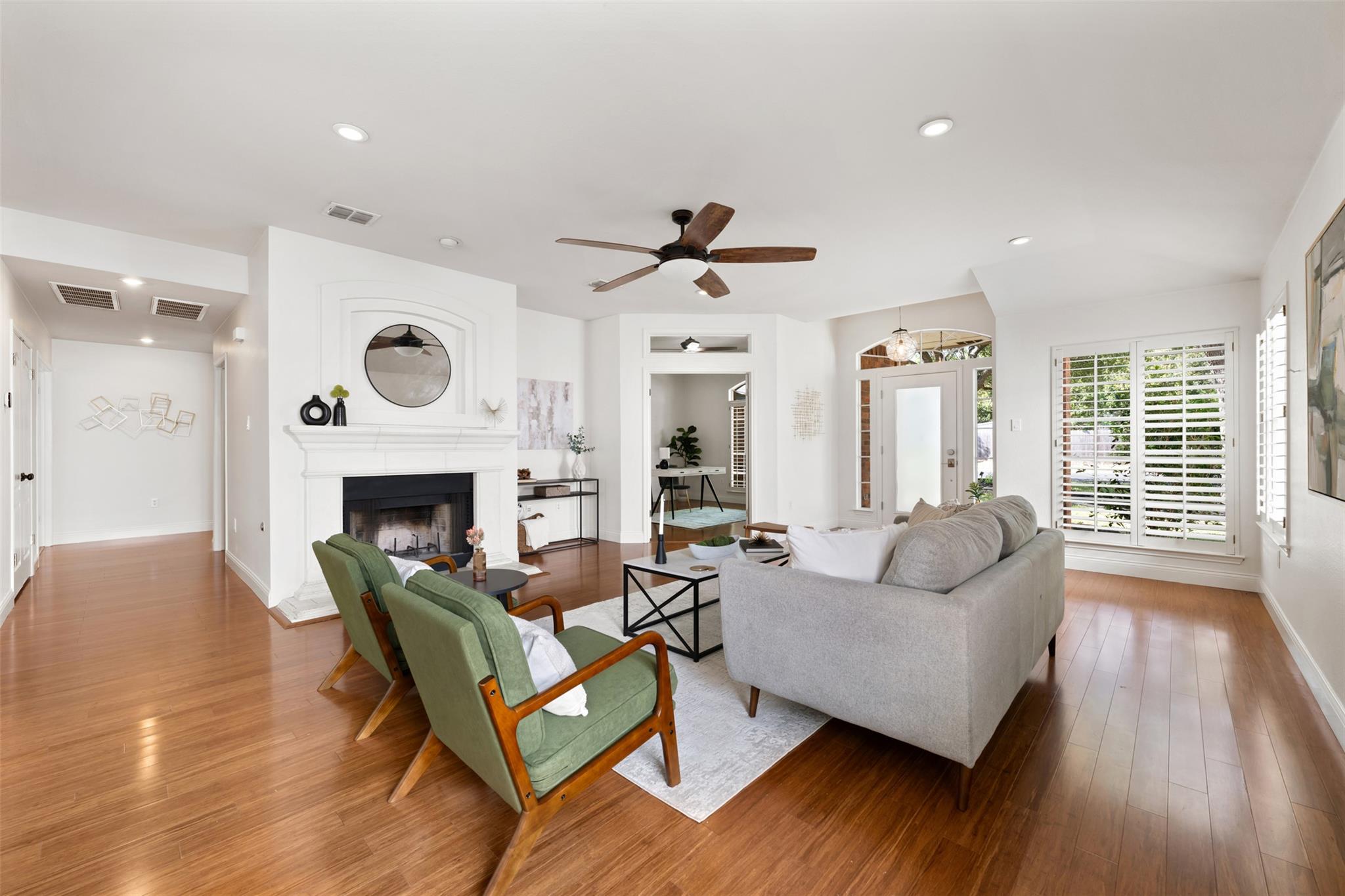 8624 Barrow Glen Loop, Austin, TX 78749