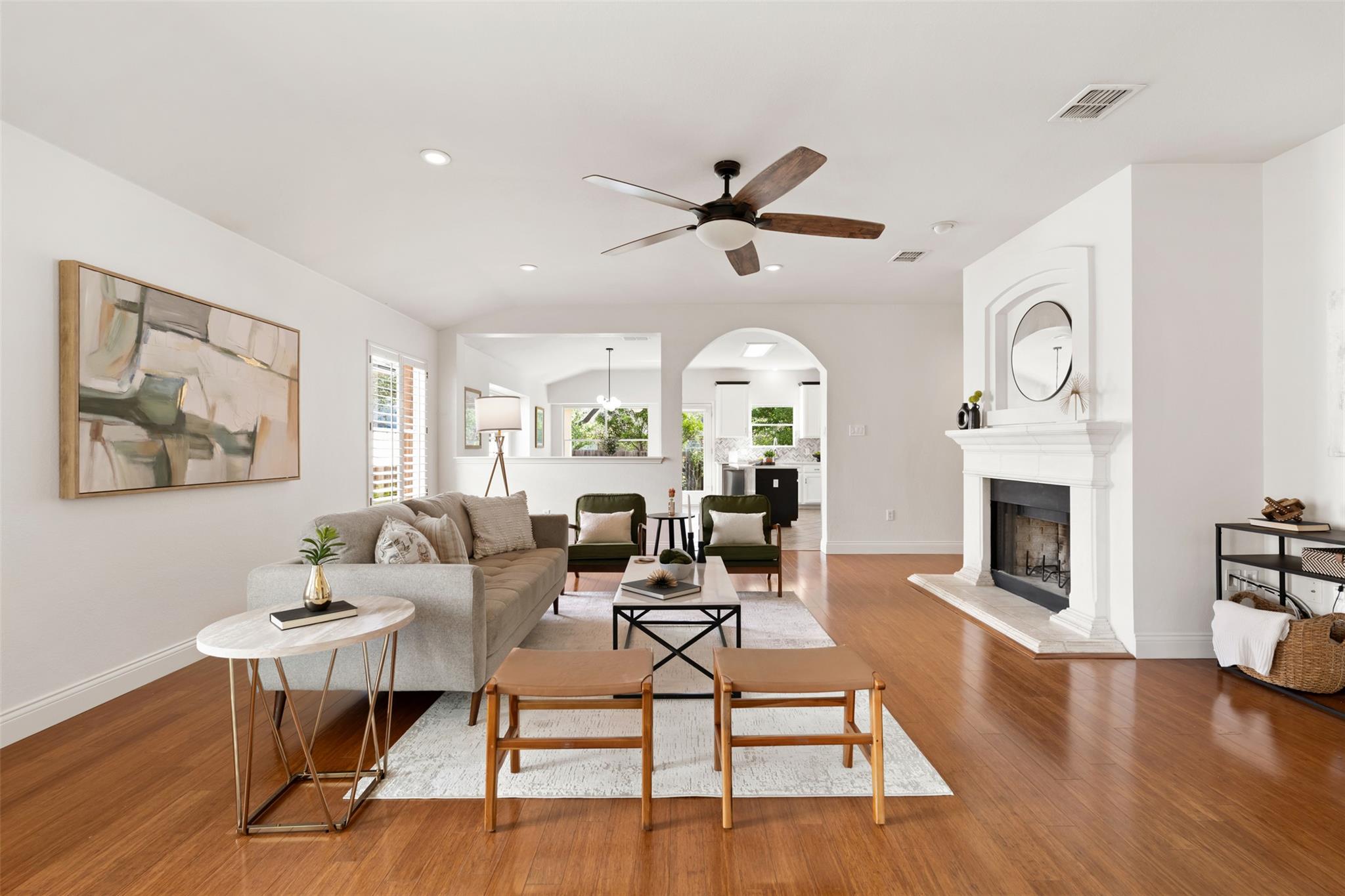 8624 Barrow Glen Loop, Austin, TX 78749