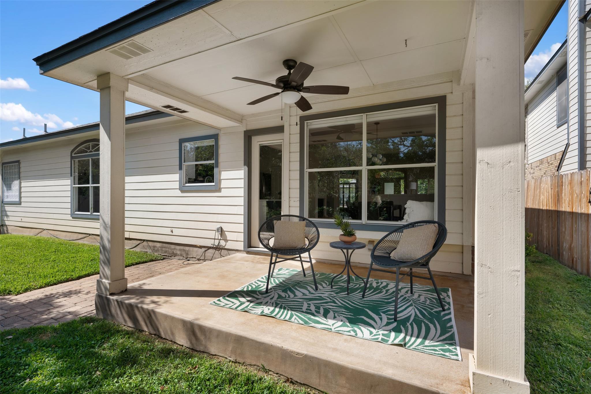 8624 Barrow Glen Loop, Austin, TX 78749