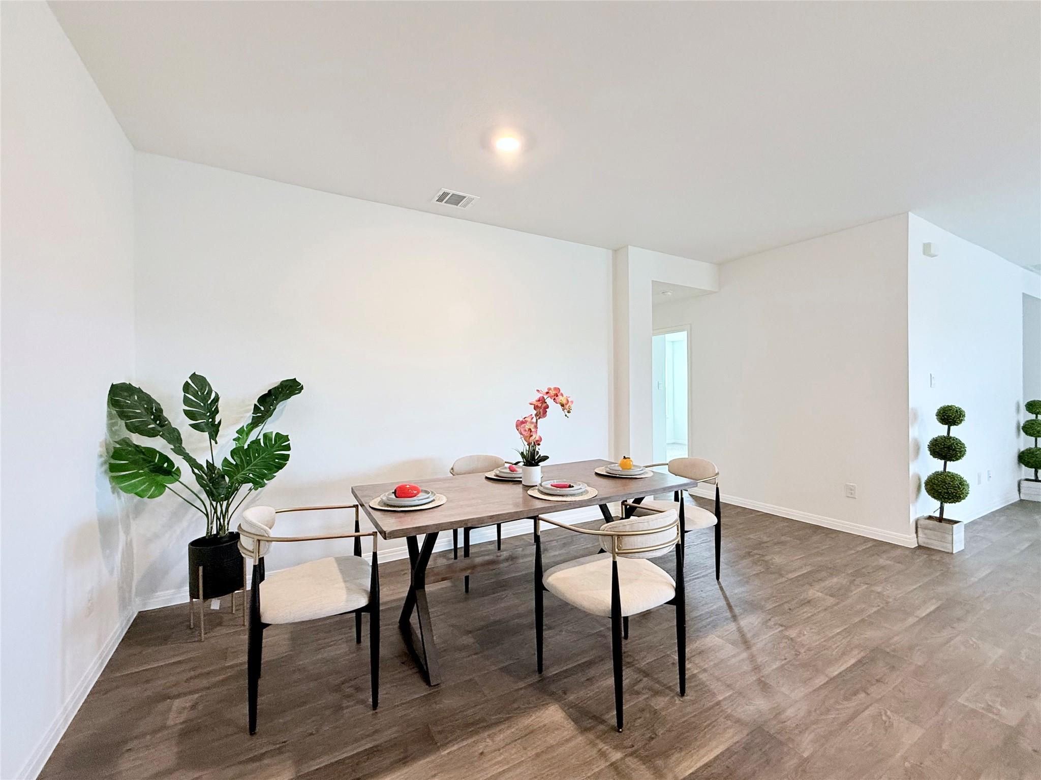 598 Gladiola Loop, Kyle, TX 78640