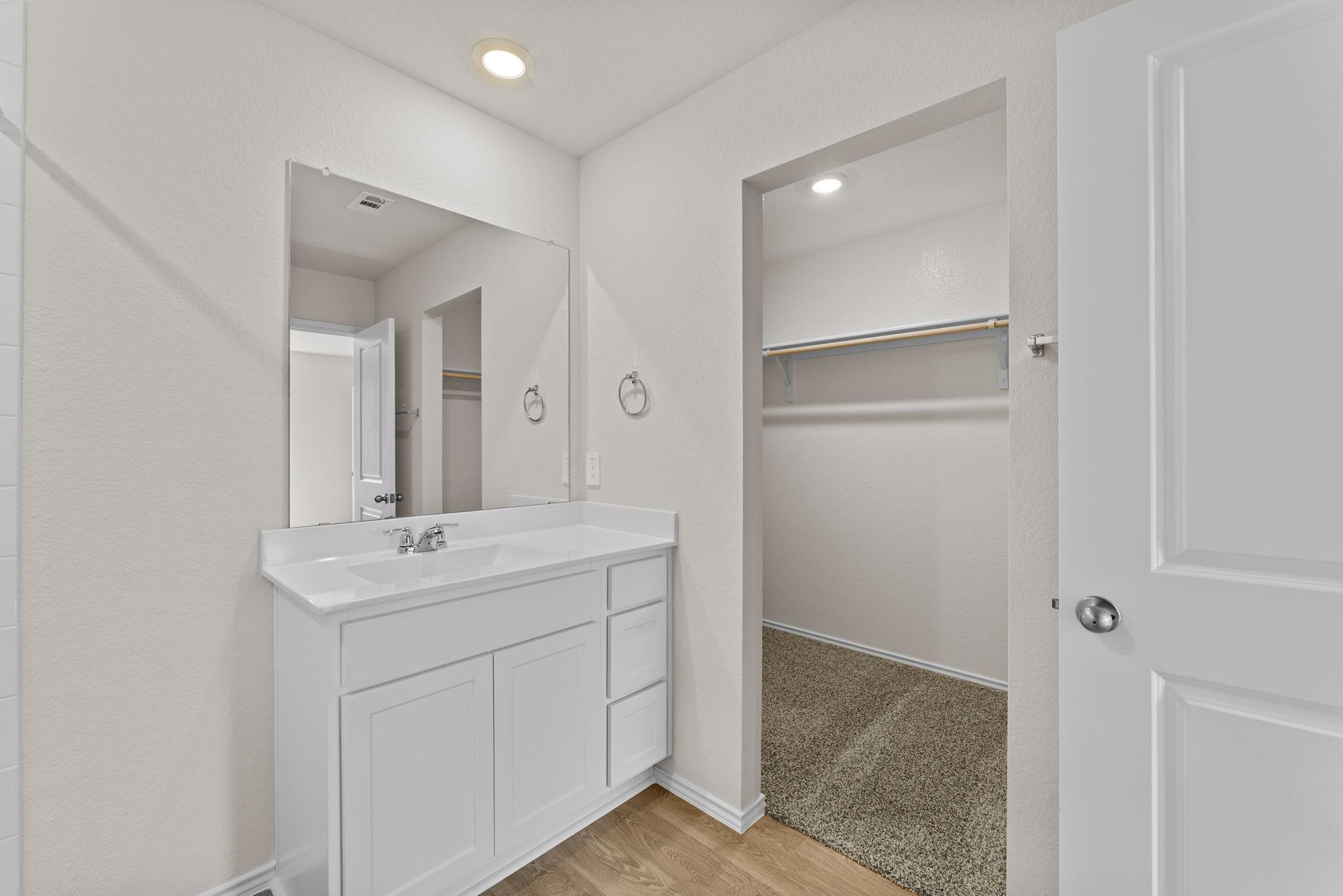 430 LOW PASTURE Trl, Maxwell, TX 78656