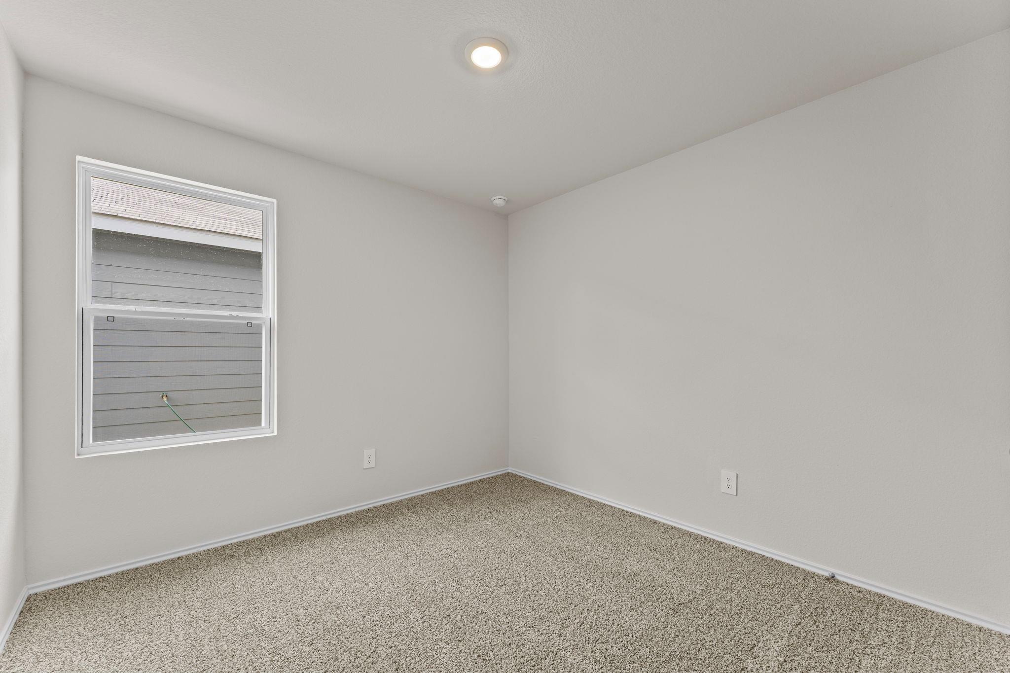 430 LOW PASTURE Trl, Maxwell, TX 78656