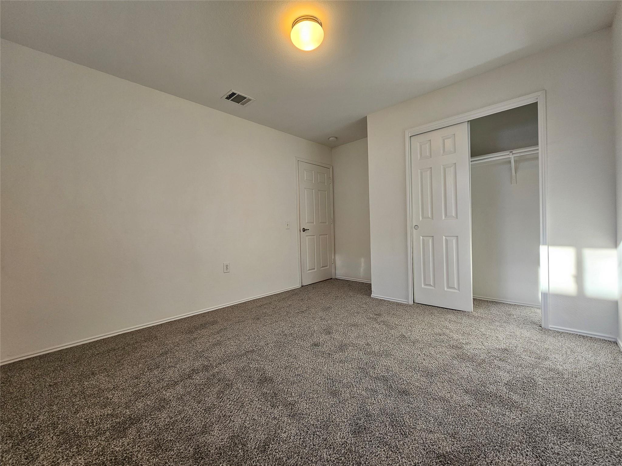 5213 English Glade Dr, Austin, TX 78724