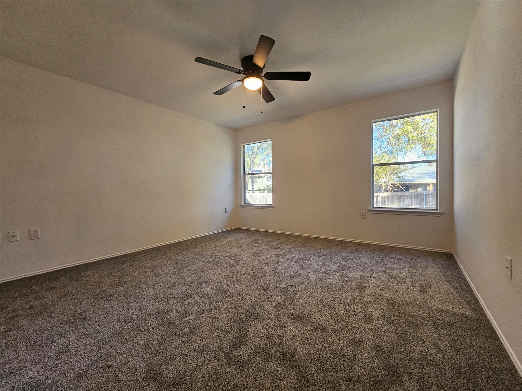 5213 English Glade Dr, Austin, TX 78724