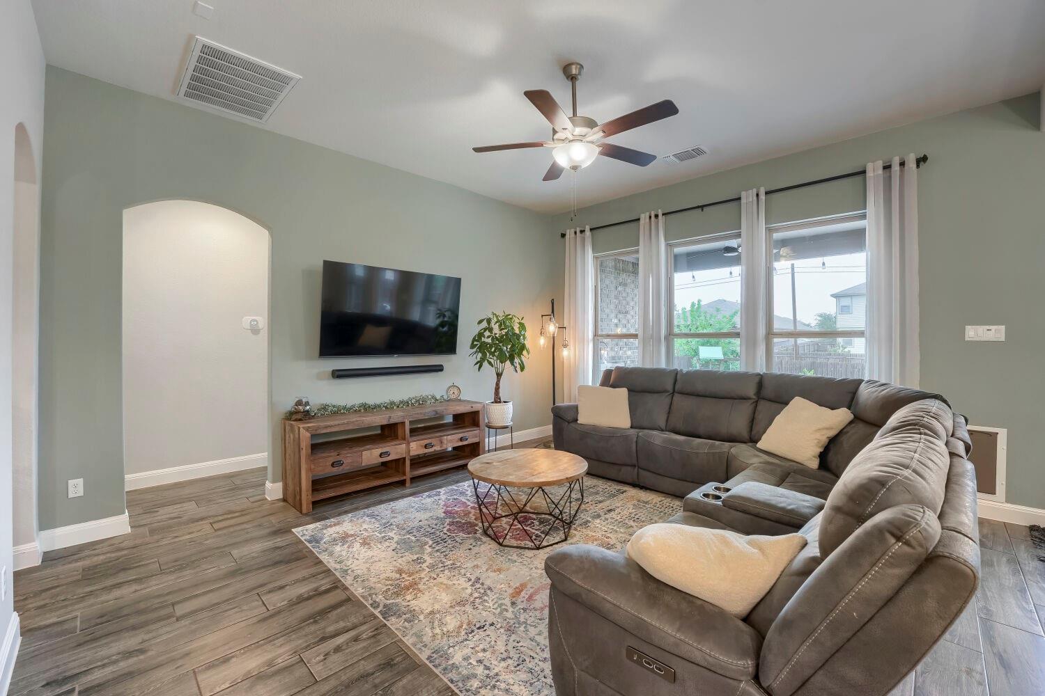 3614 Thunian Pass, Pflugerville, TX 78660