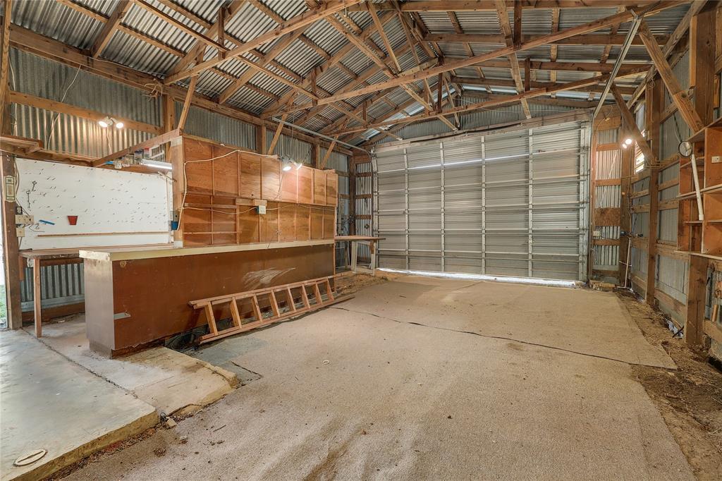 235 Mesquite Dr, Cedar Creek, TX 78612