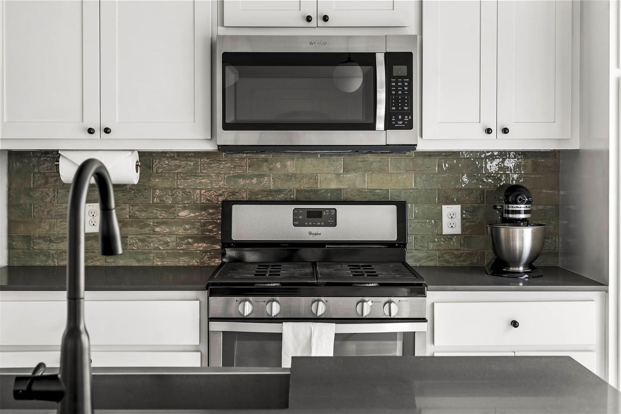 1213 Eleanor St # B, Austin, TX 78721