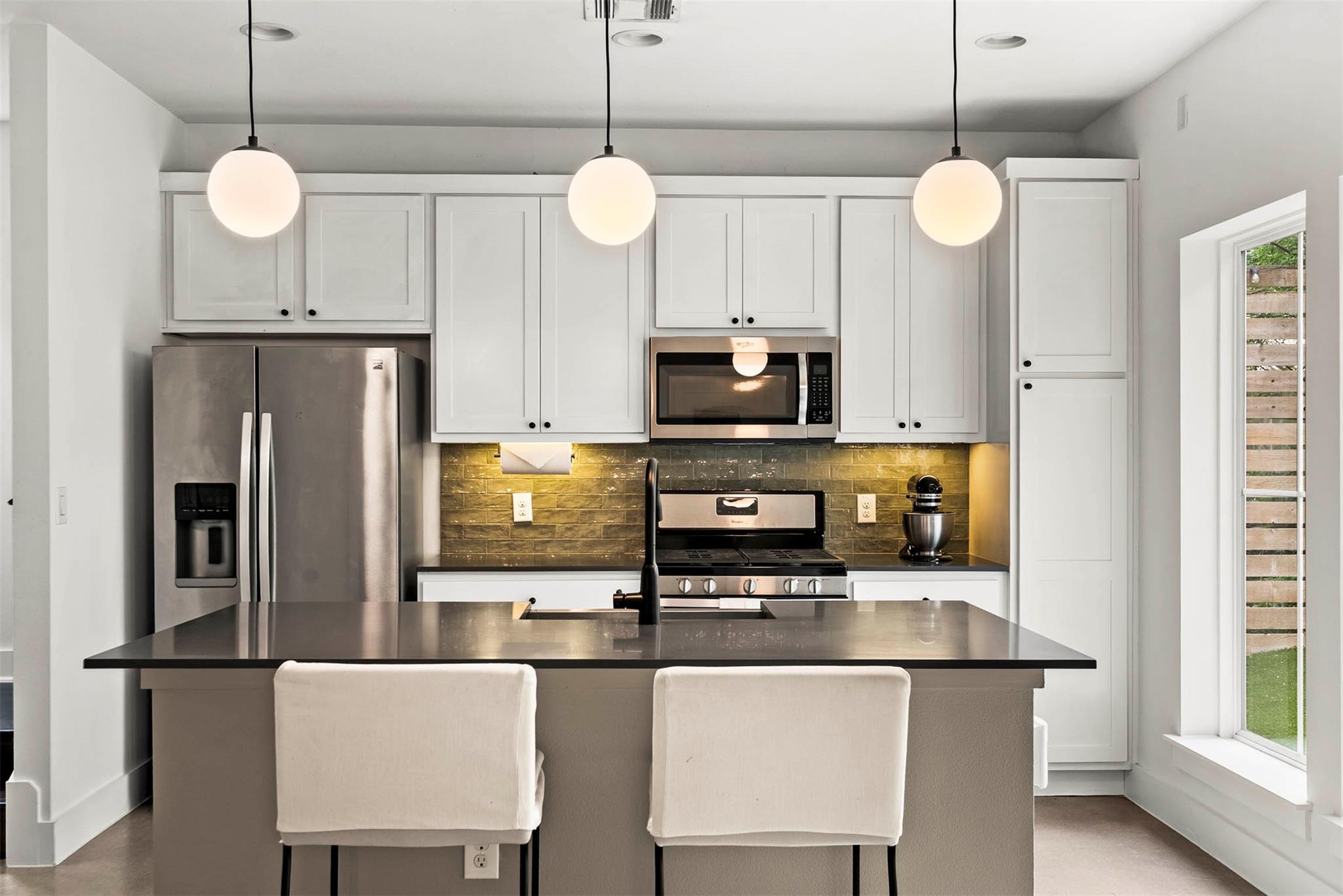 1213 Eleanor St # B, Austin, TX 78721