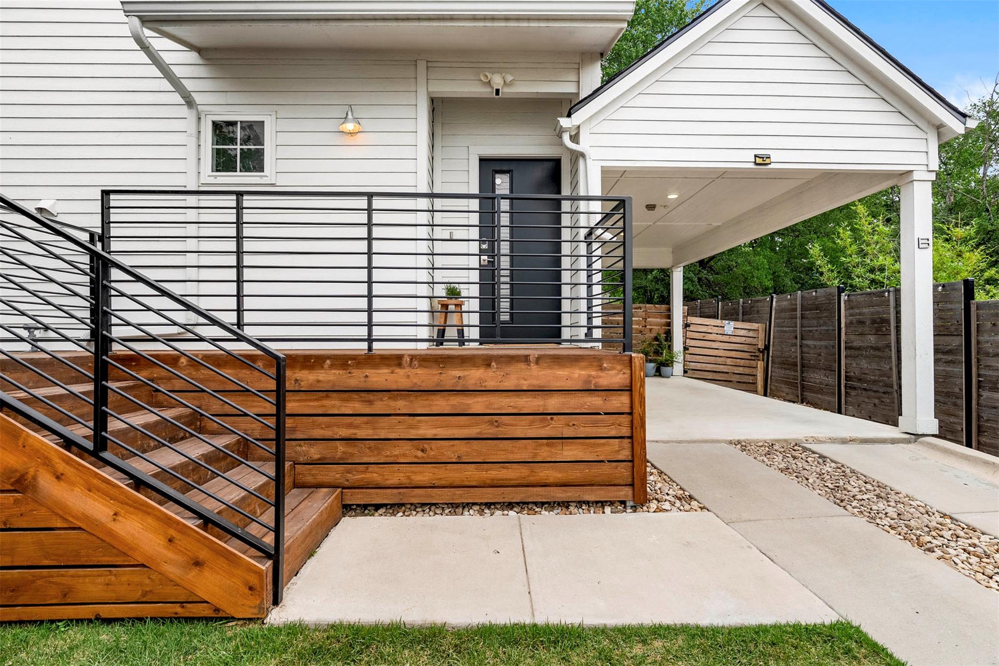 1213 Eleanor St # B, Austin, TX 78721