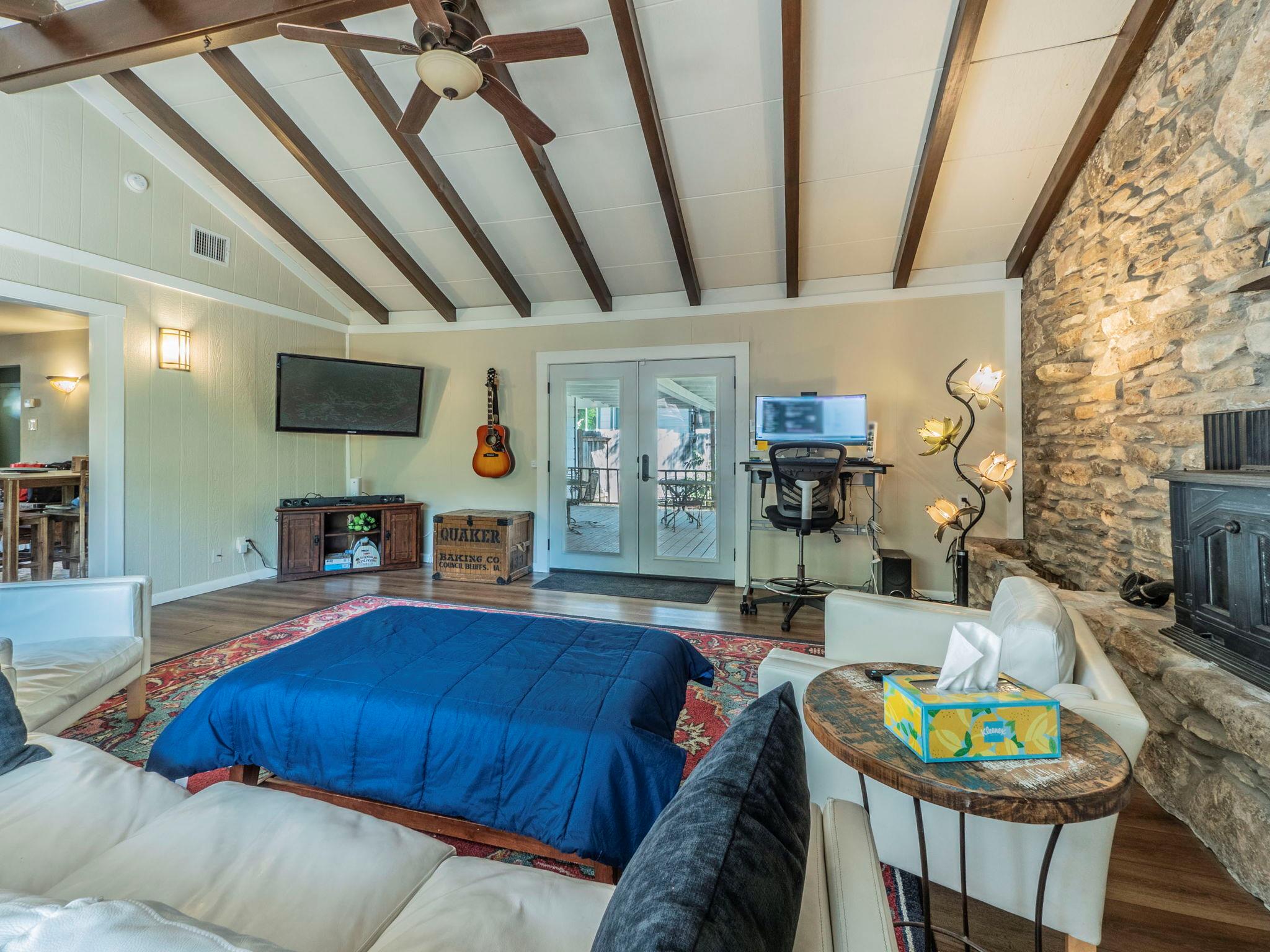 6801 Bryn Mawr Dr, Austin, TX 78723