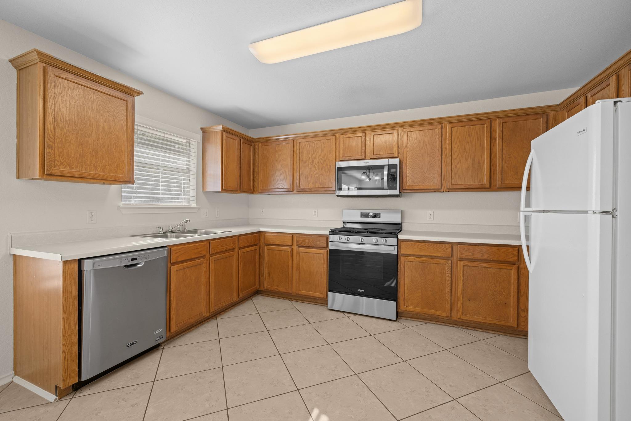 3410 Flowstone Ln, Round Rock, TX 78681