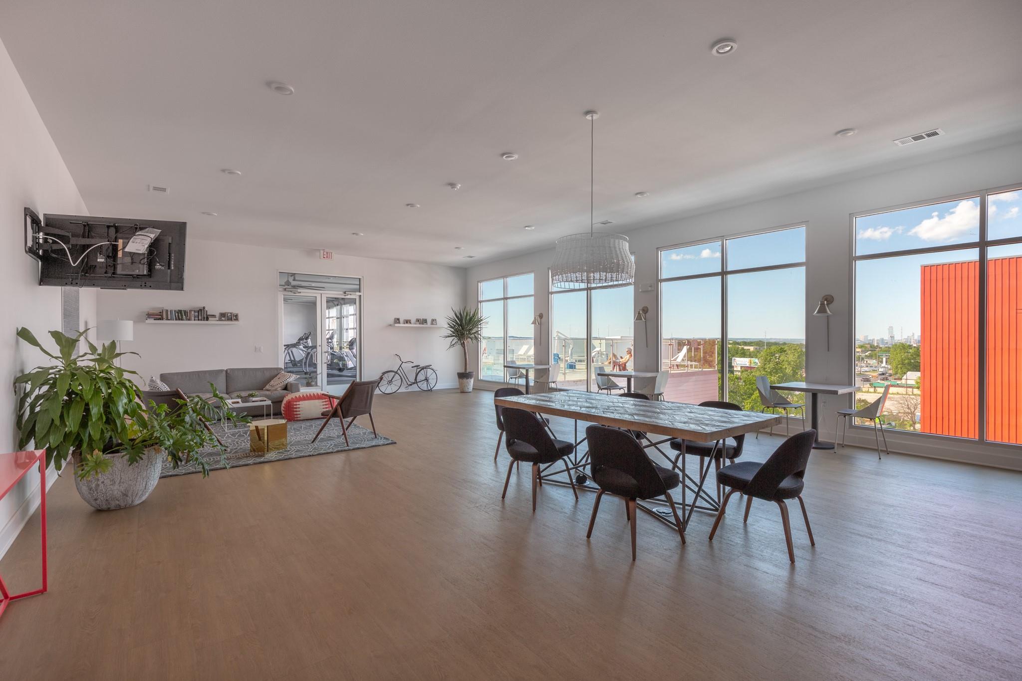 4361 S Congress Ave # 204, Austin, TX 78745