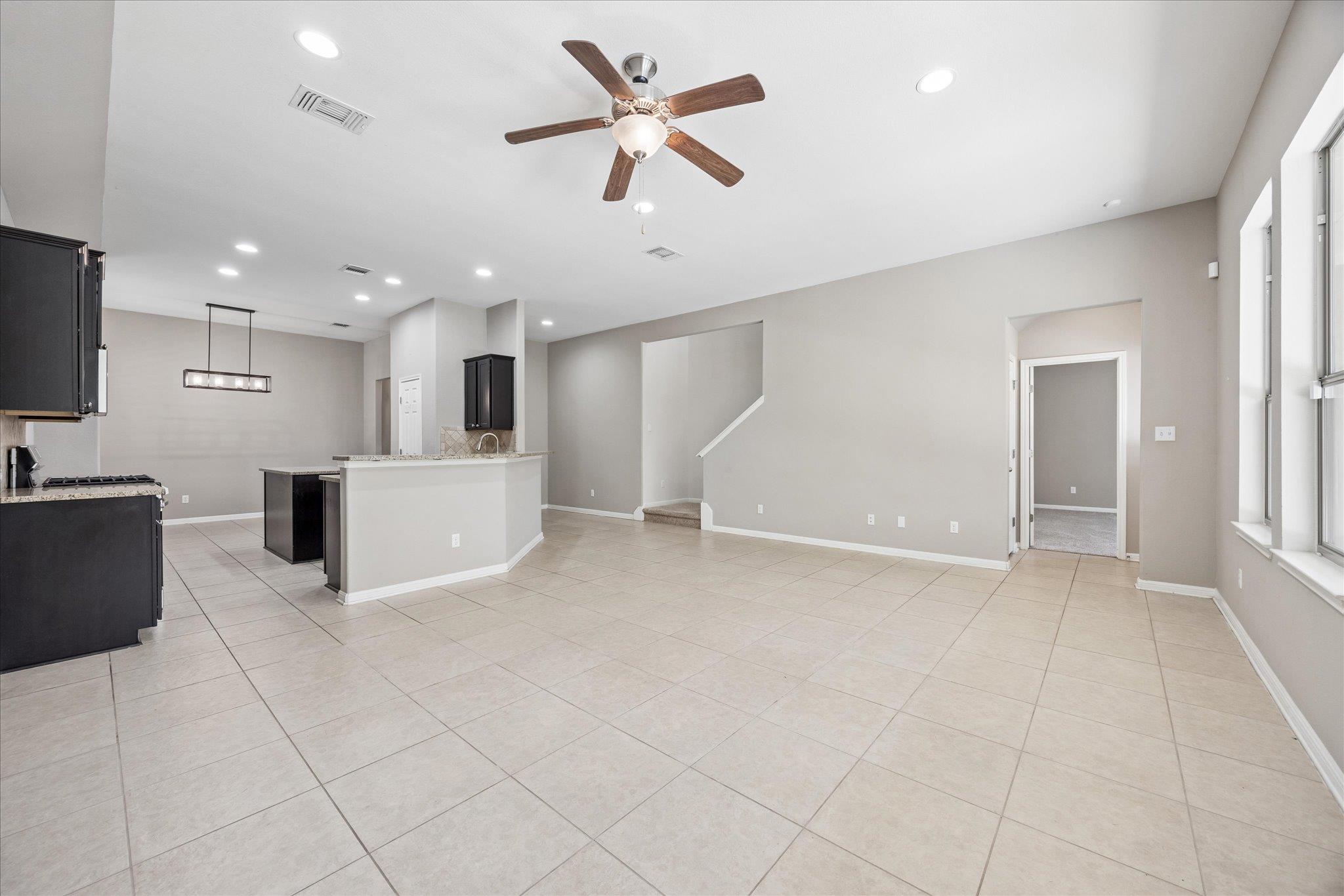 2220 Lookout Range Dr, Leander, TX 78641