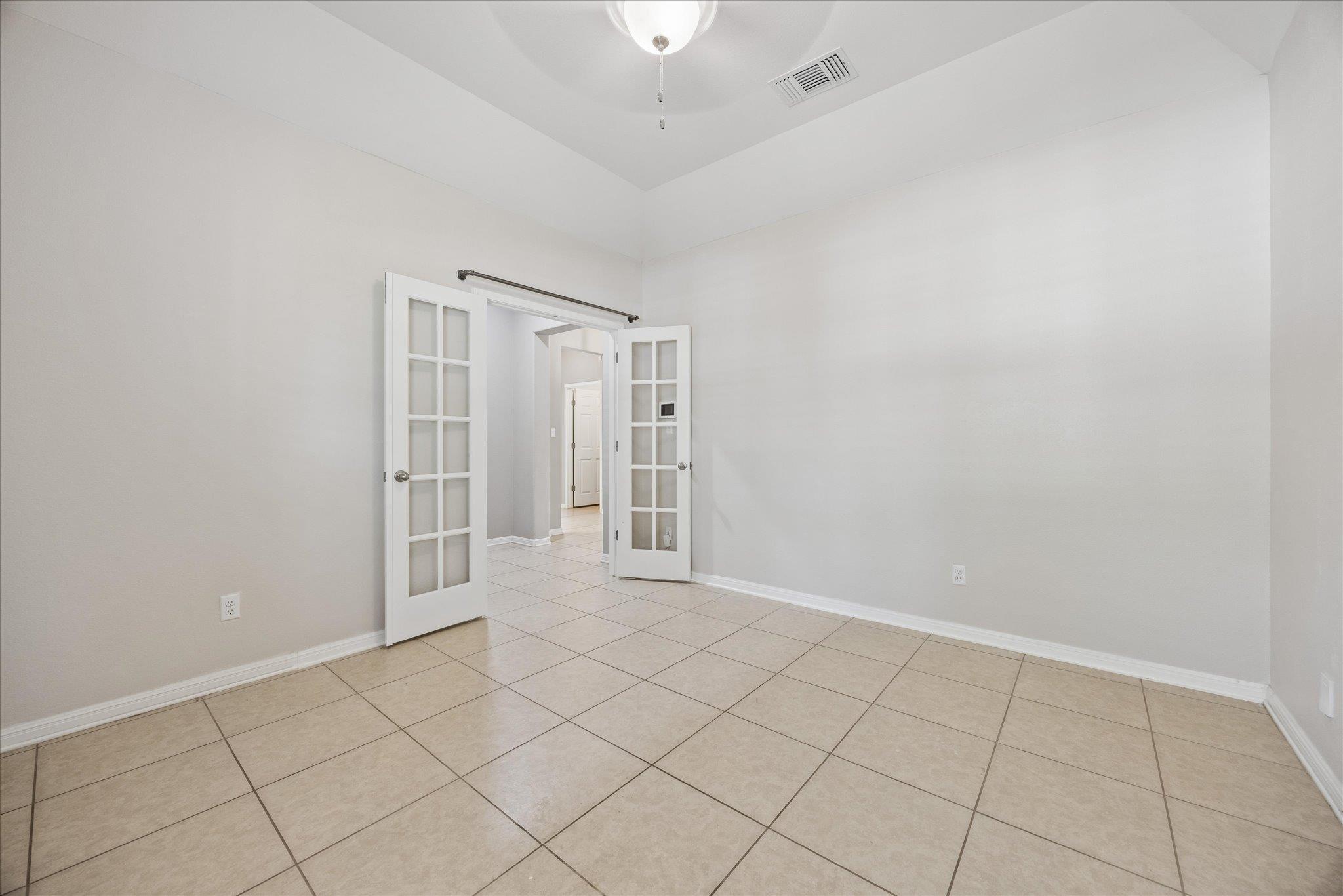 2220 Lookout Range Dr, Leander, TX 78641