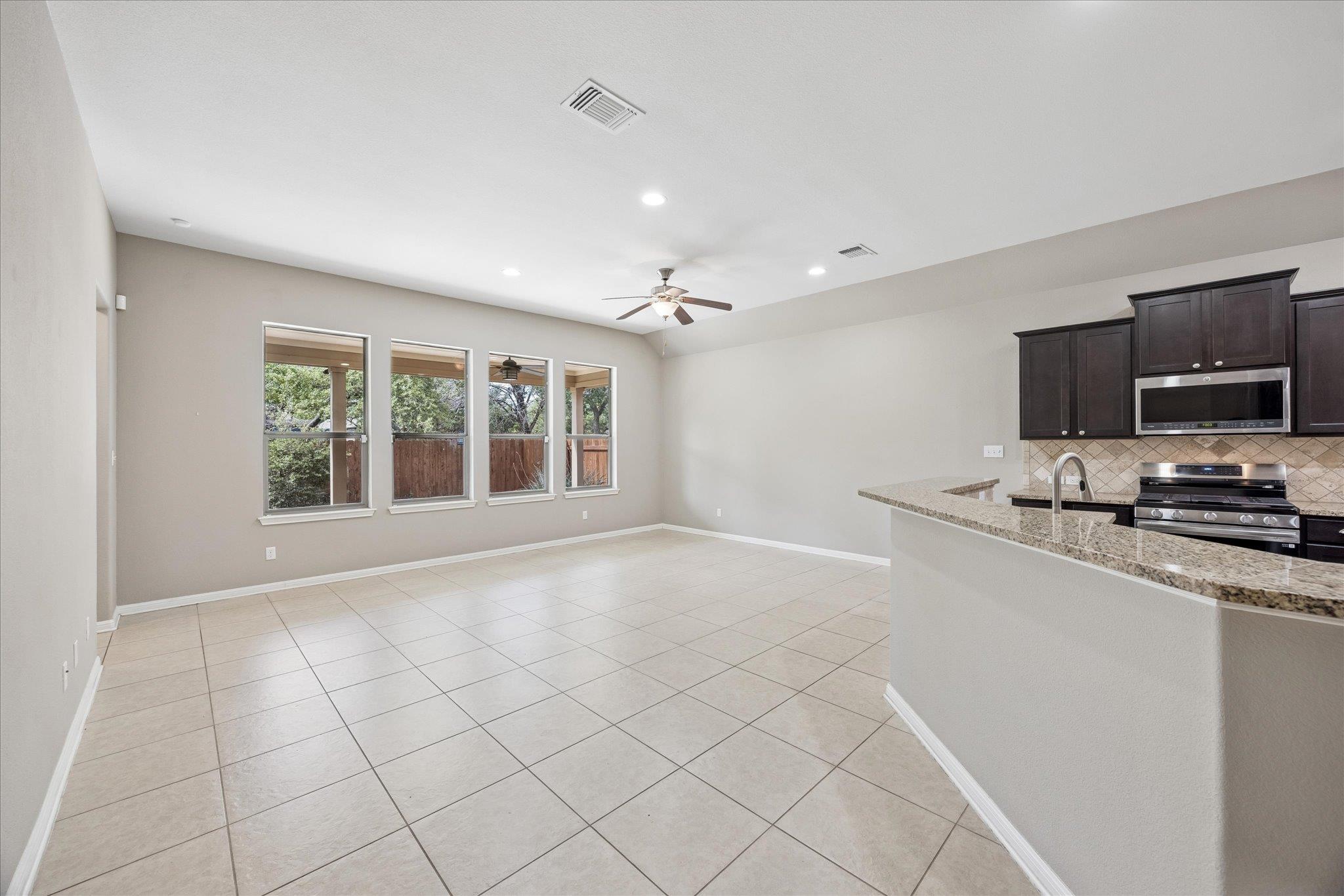 2220 Lookout Range Dr, Leander, TX 78641