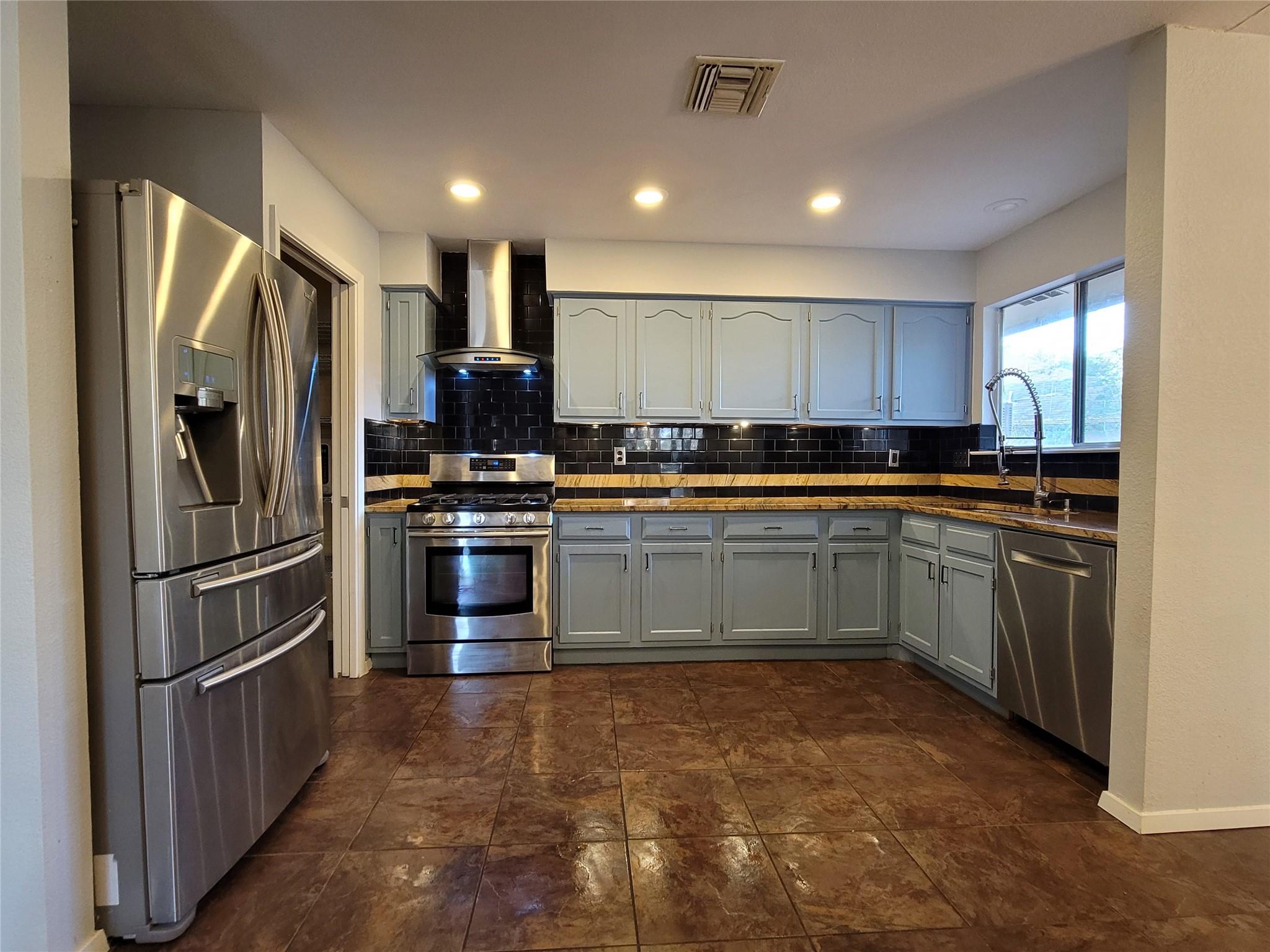 12420 Turtleback Ln, Austin, TX 78727