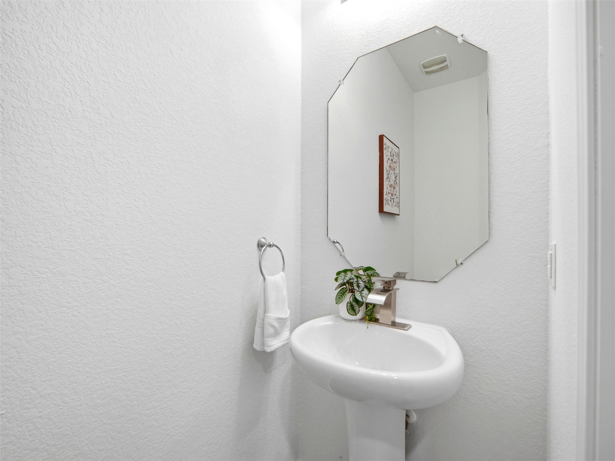 2911 Tilmon Ln, Austin, TX 78725