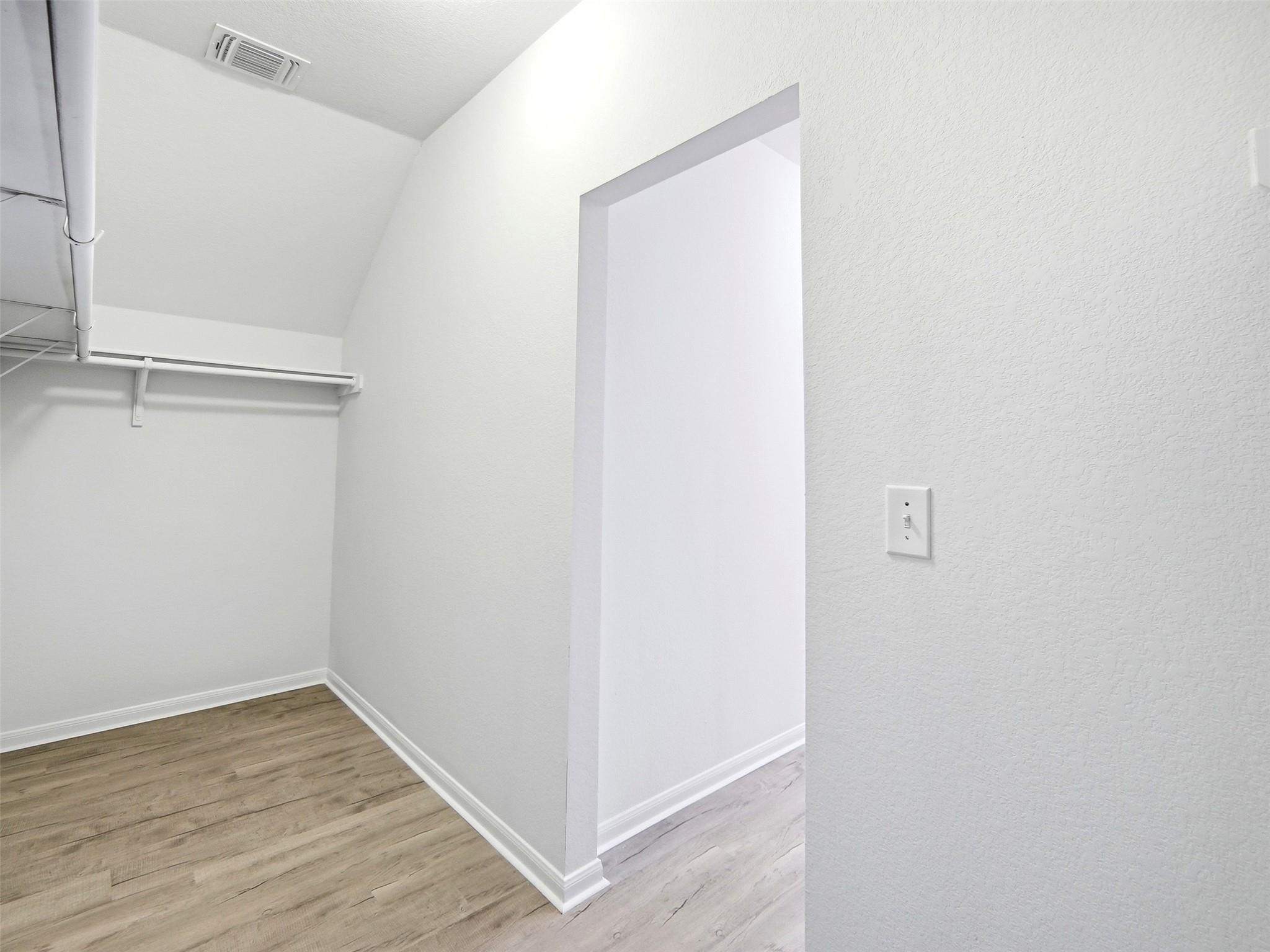 2911 Tilmon Ln, Austin, TX 78725