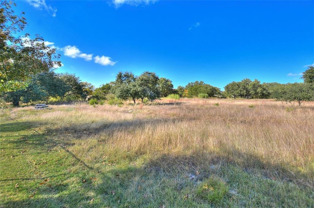 327 Fieldstone Dr, Georgetown, TX 78633