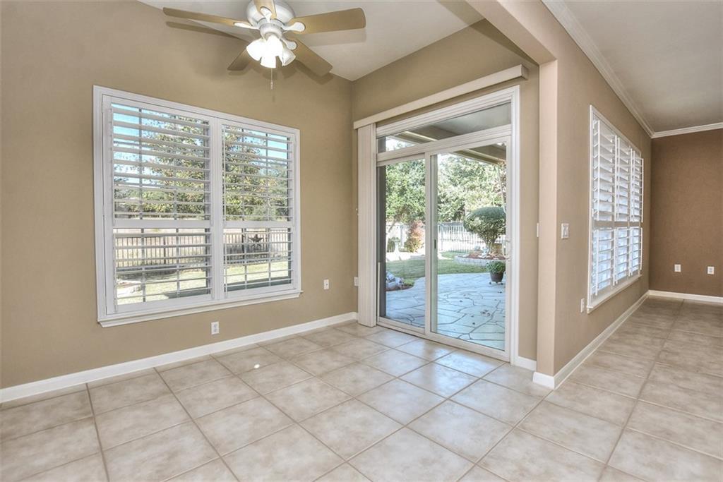 327 Fieldstone Dr, Georgetown, TX 78633