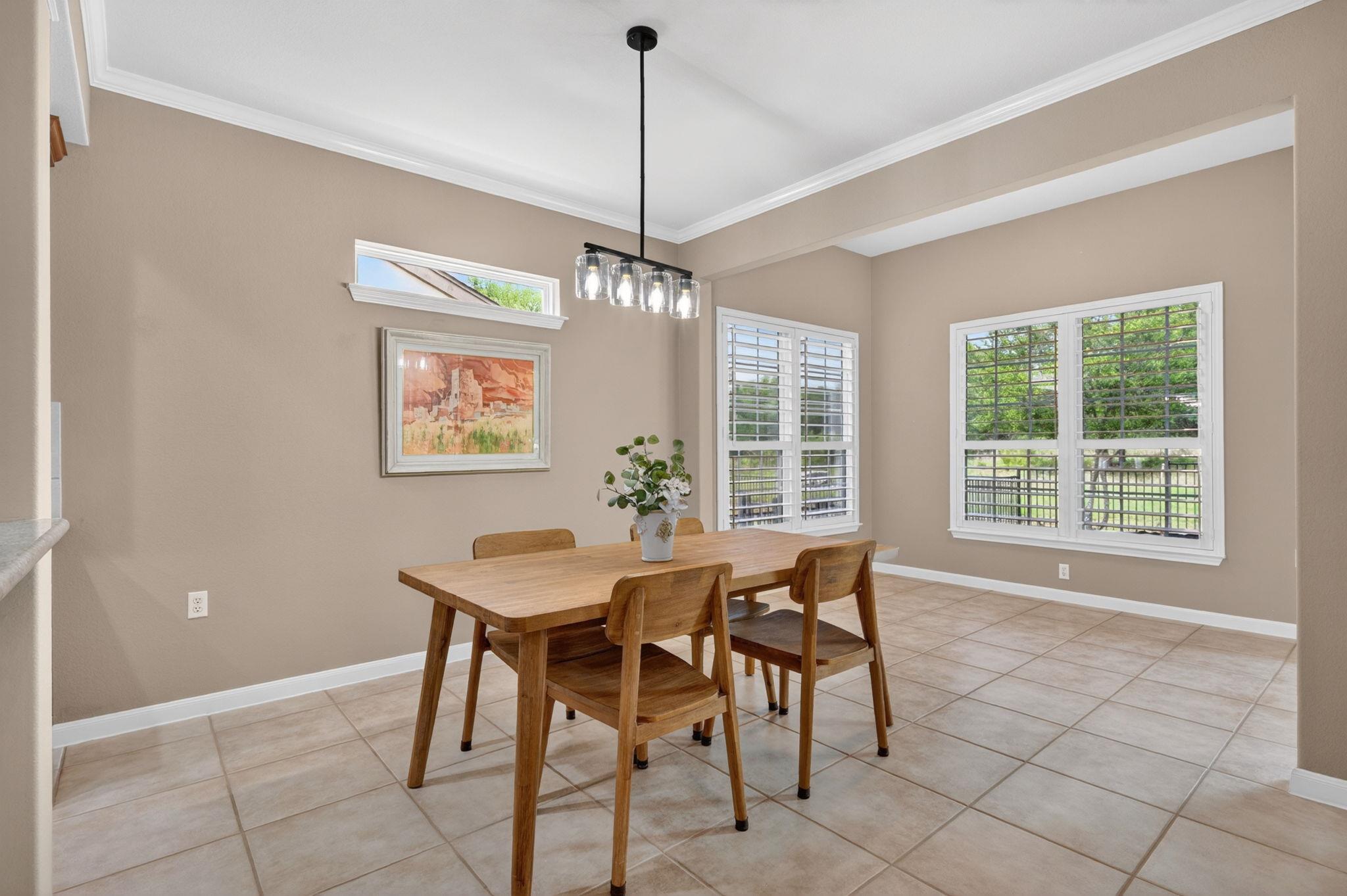 327 Fieldstone Dr, Georgetown, TX 78633