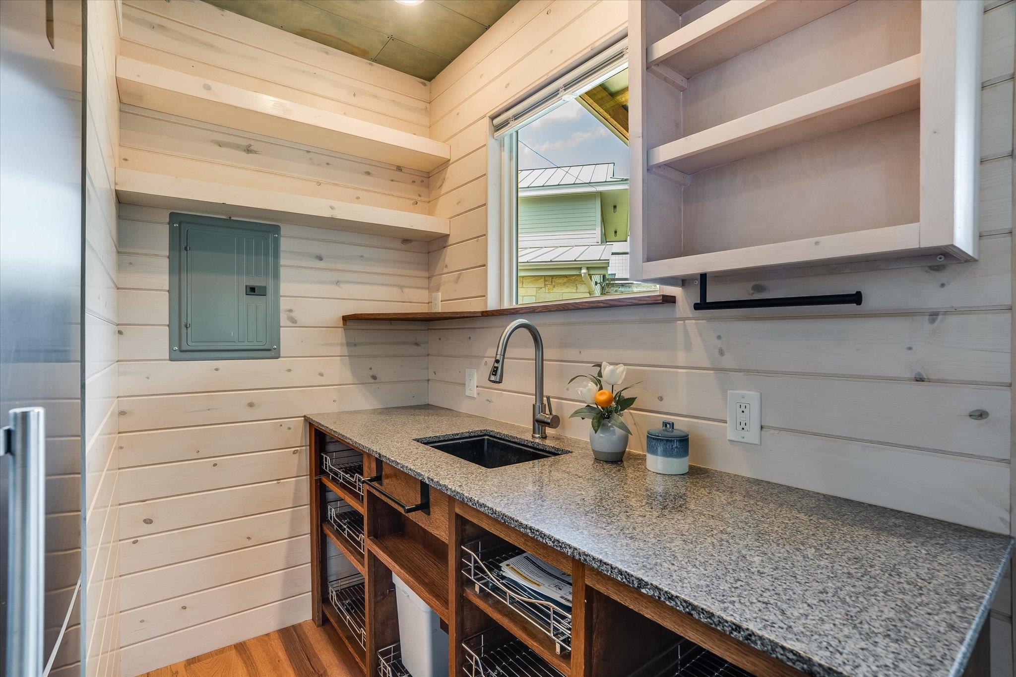 721 Bluffview Dr, Wimberley, TX 78676