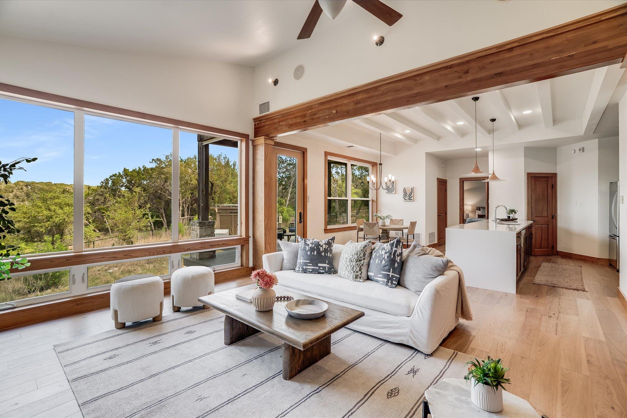 721 Bluffview Dr, Wimberley, TX 78676