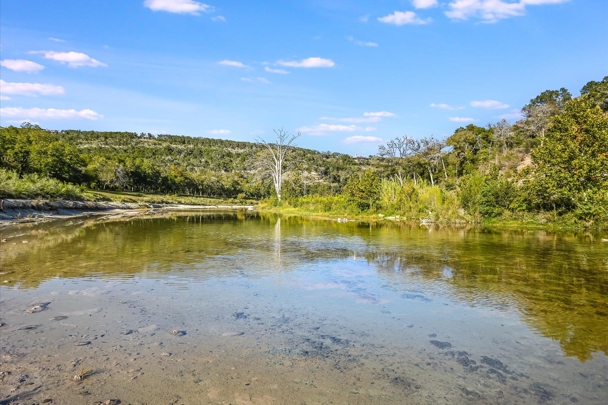 721 Bluffview Dr, Wimberley, TX 78676