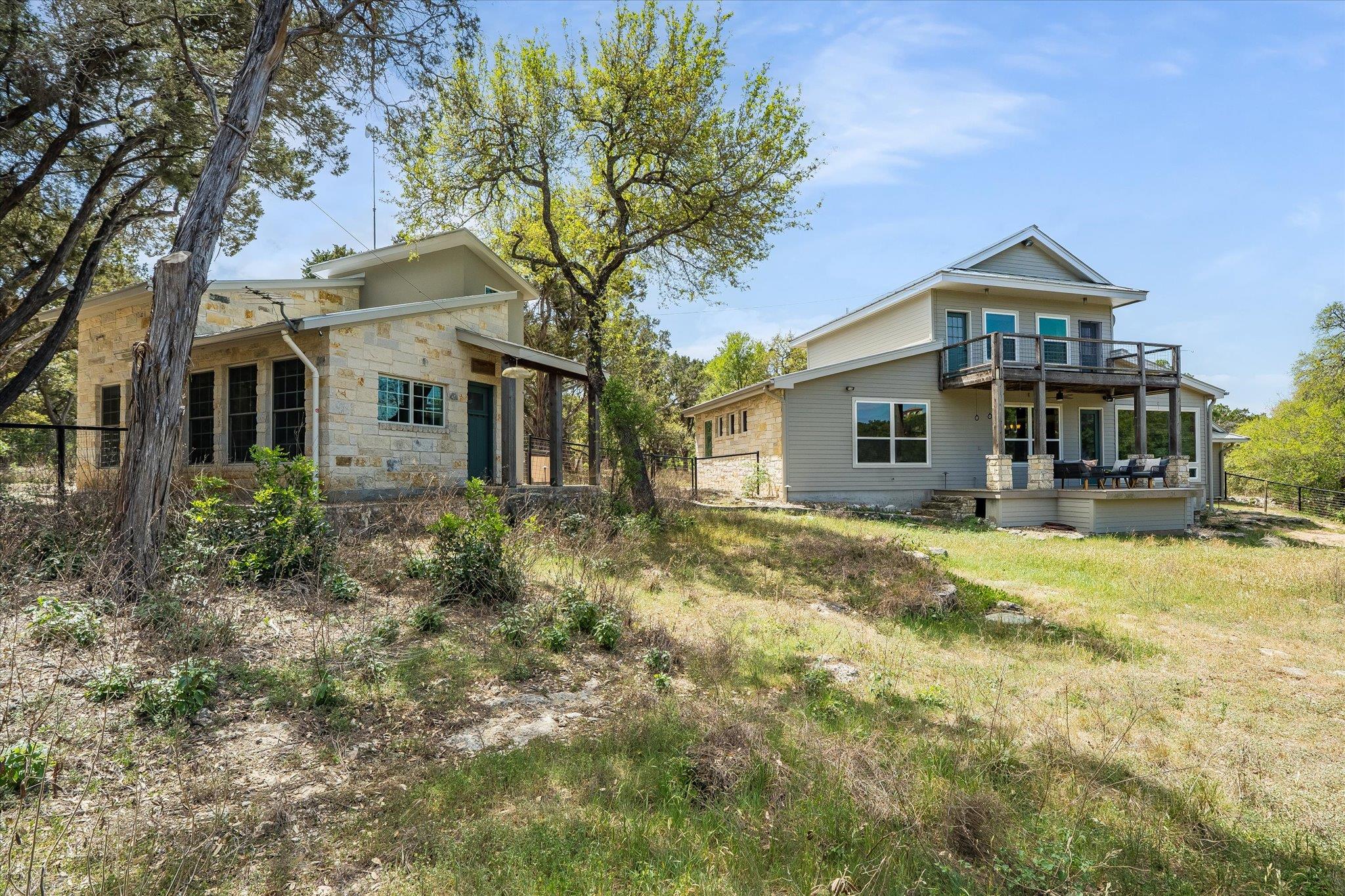 721 Bluffview Dr, Wimberley, TX 78676