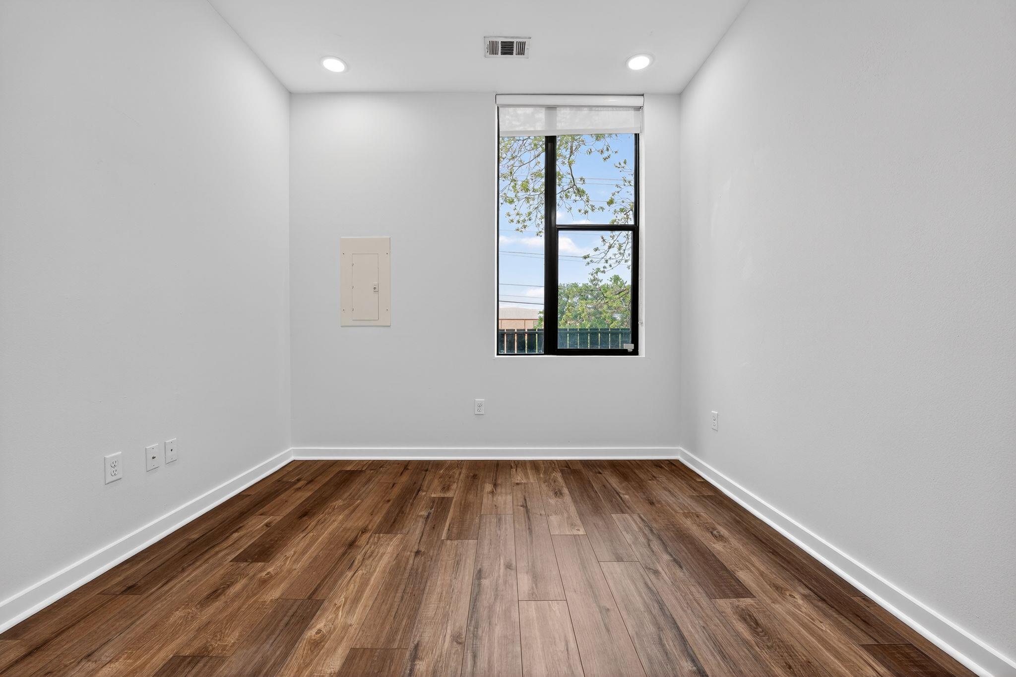 1616 Haskell St # A, Austin, TX 78702