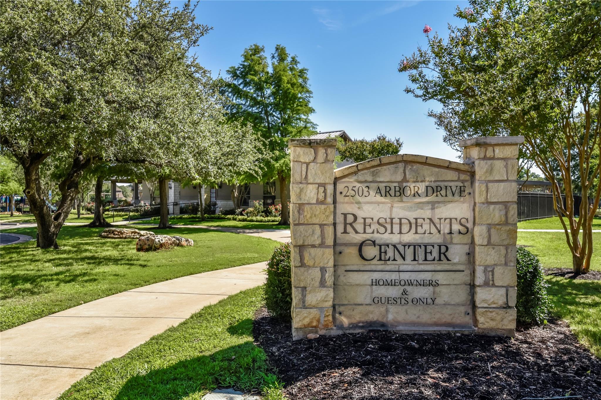 2725 Cedar Springs Pl, Round Rock, TX 78681