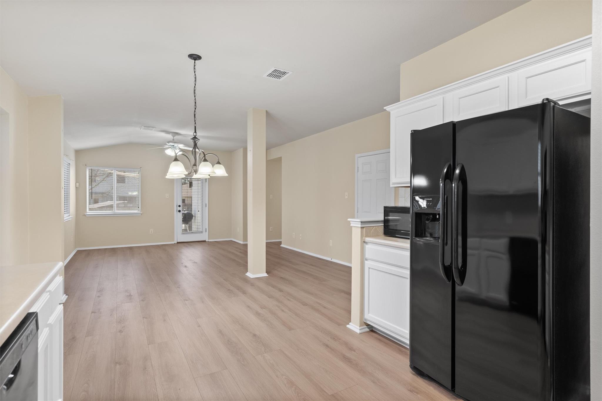 1113 Tudor House Rd, Pflugerville, TX 78660