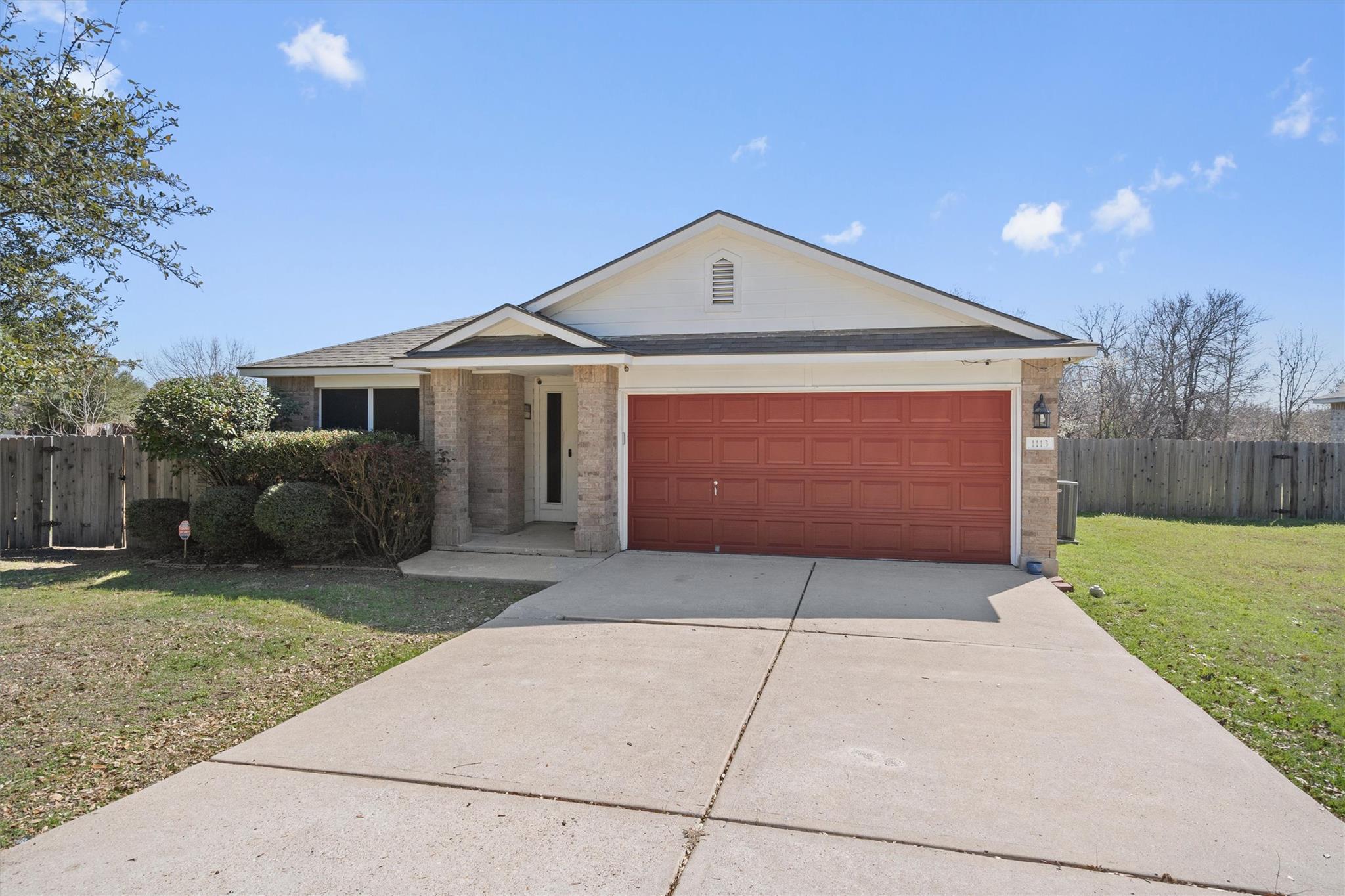 1113 Tudor House Rd, Pflugerville, TX 78660