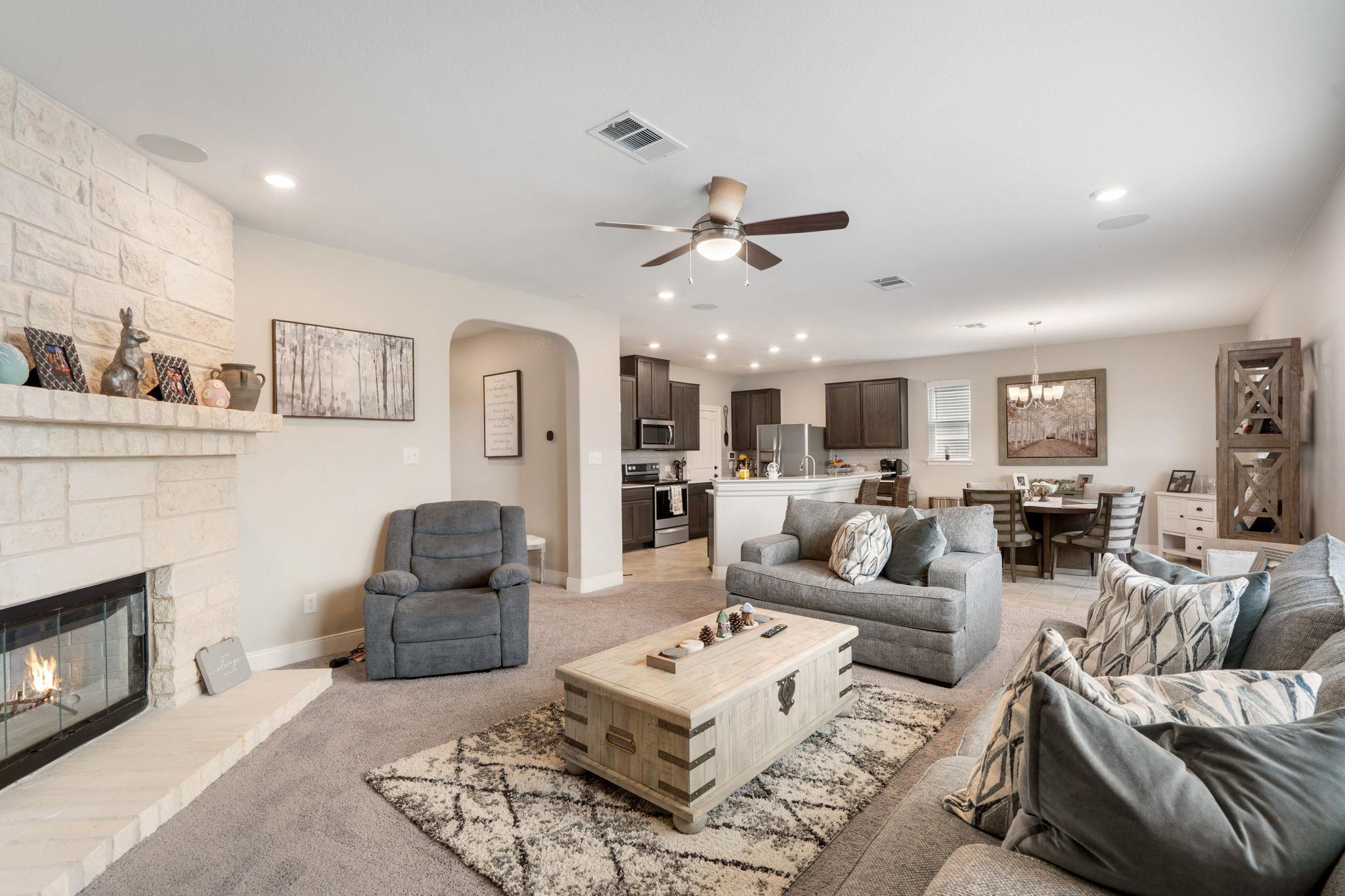 130 McGinnis Trl, Kyle, TX 78640