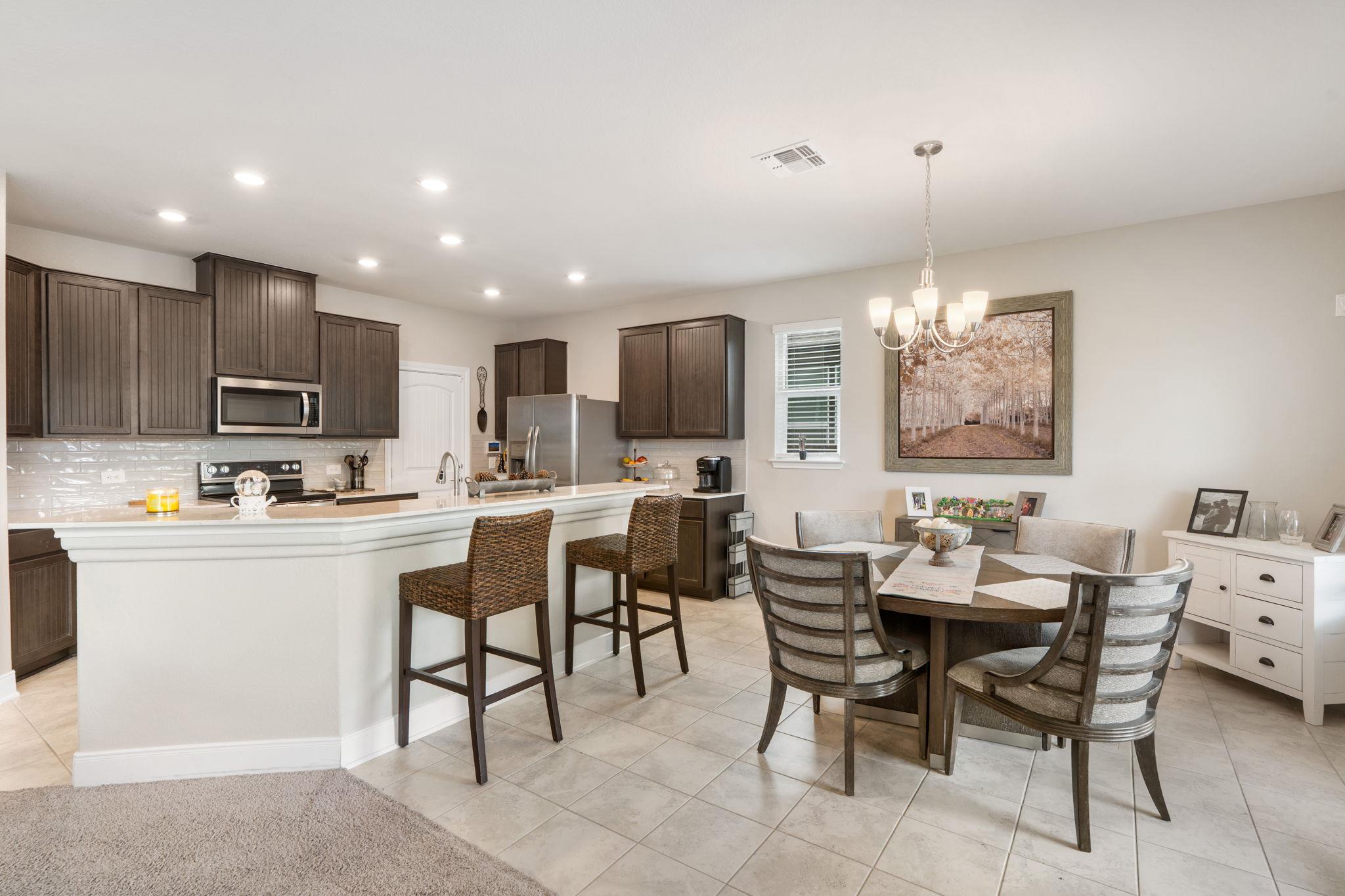 130 McGinnis Trl, Kyle, TX 78640