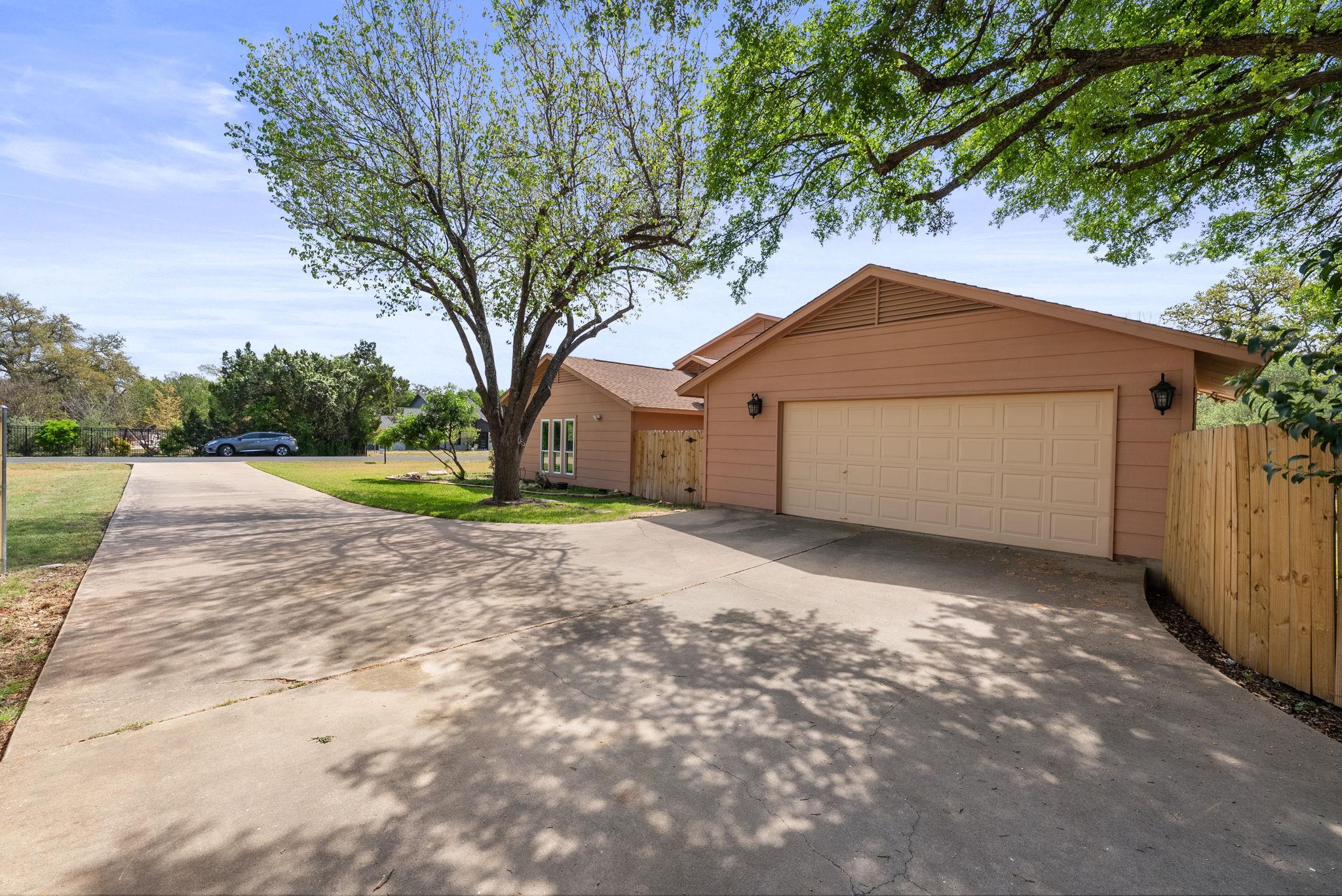 2702 Double Tree St, Round Rock, TX 78681