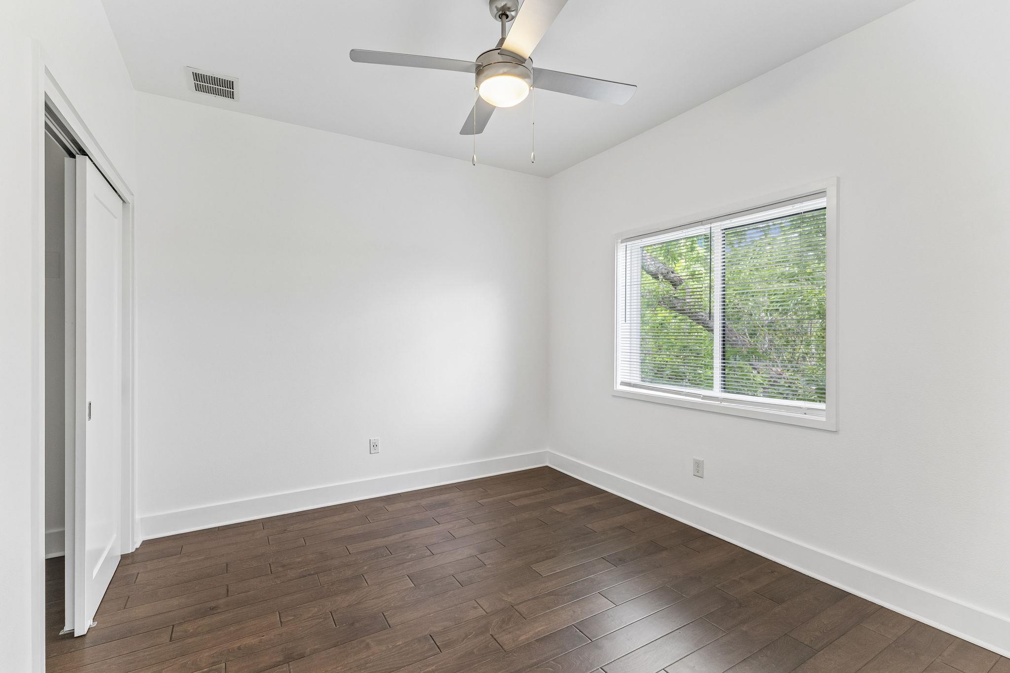 2101 Montopolis Dr # 18, Austin, TX 78741