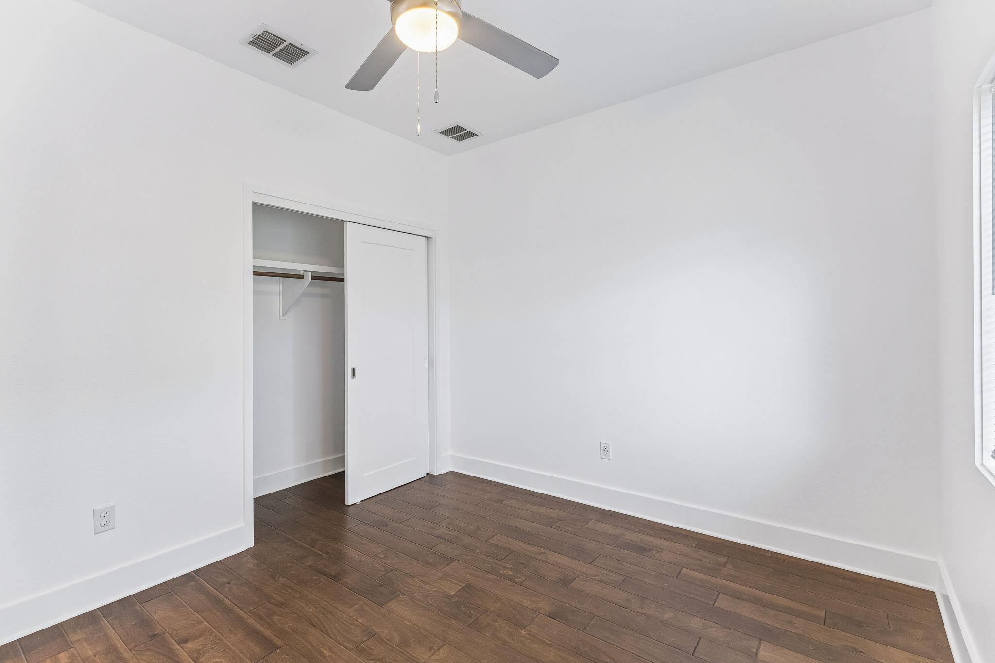 2101 Montopolis Dr # 18, Austin, TX 78741