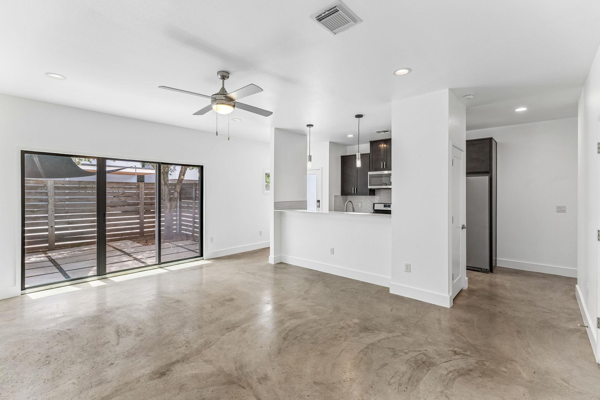 2101 Montopolis Dr # 18, Austin, TX 78741