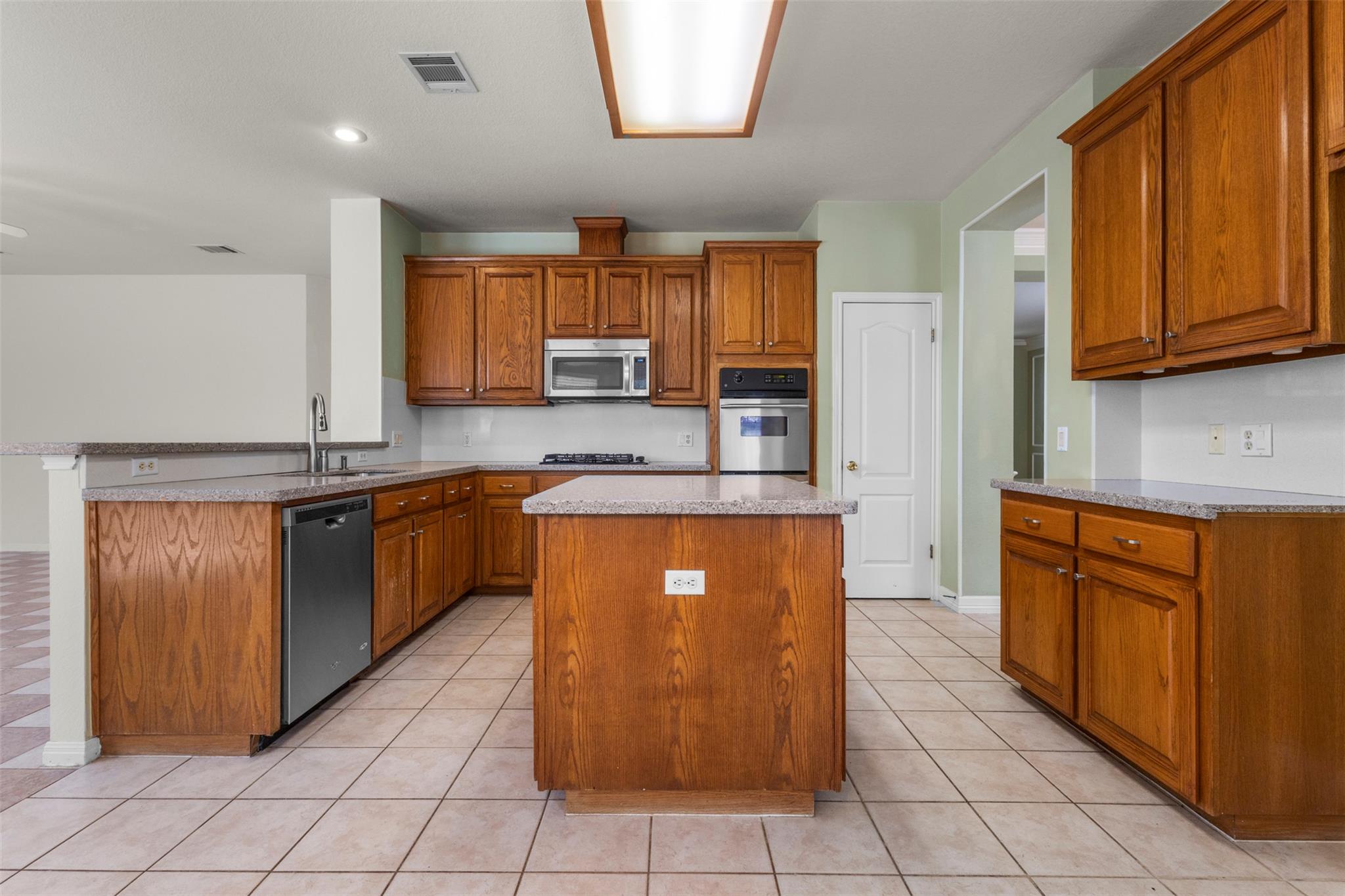 11113 Comiso Pala Path, Austin, TX 78726