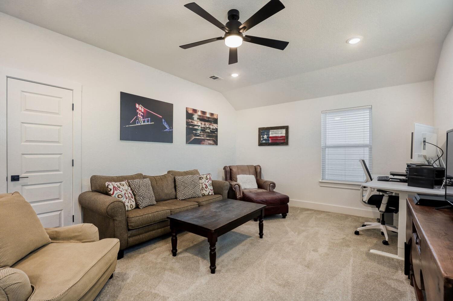 1309 Kneehigh Ln, Georgetown, TX 78633