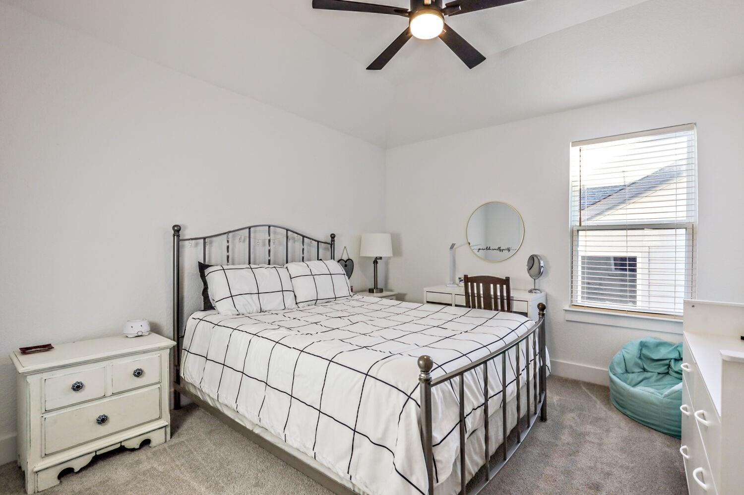 1309 Kneehigh Ln, Georgetown, TX 78633